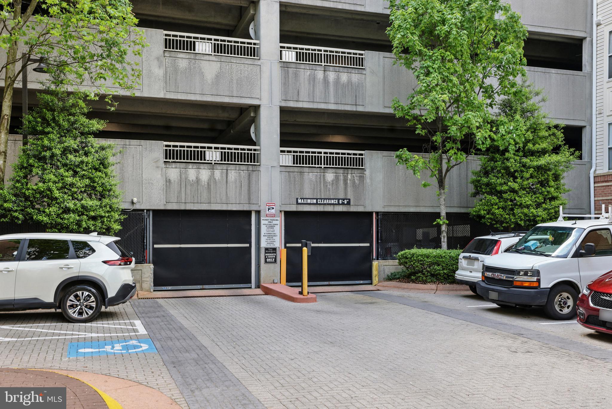 MARQUIS AT VIENNA STATION - Residential