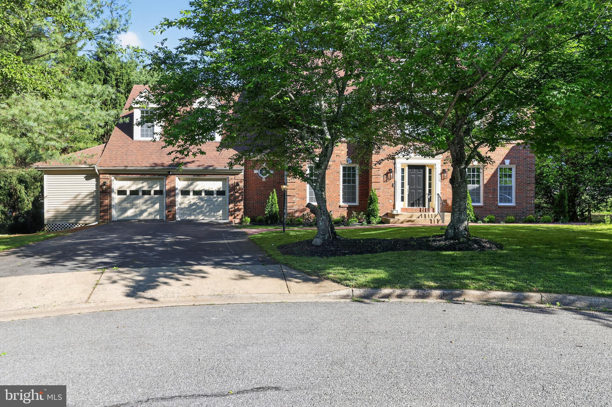 11 ARGOSY COURT