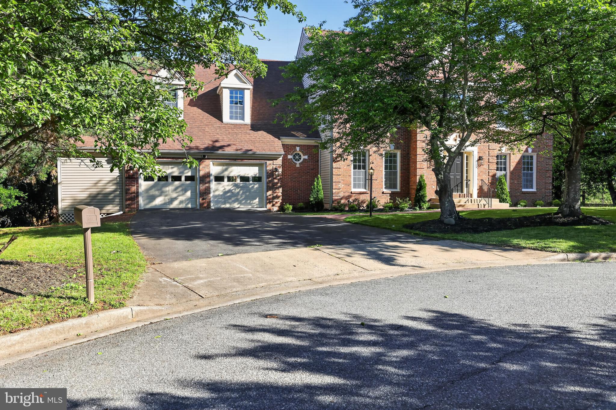 11 ARGOSY COURT