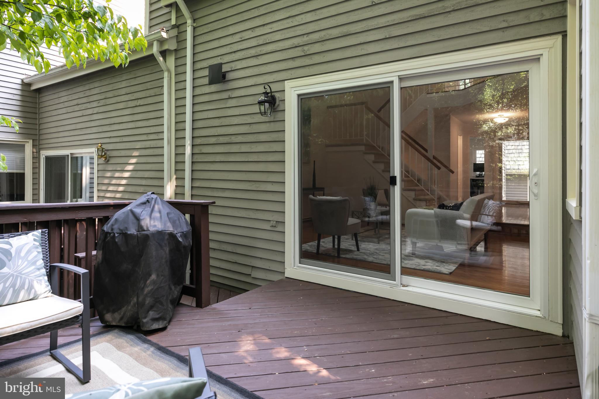 RESTON - Residential Lease