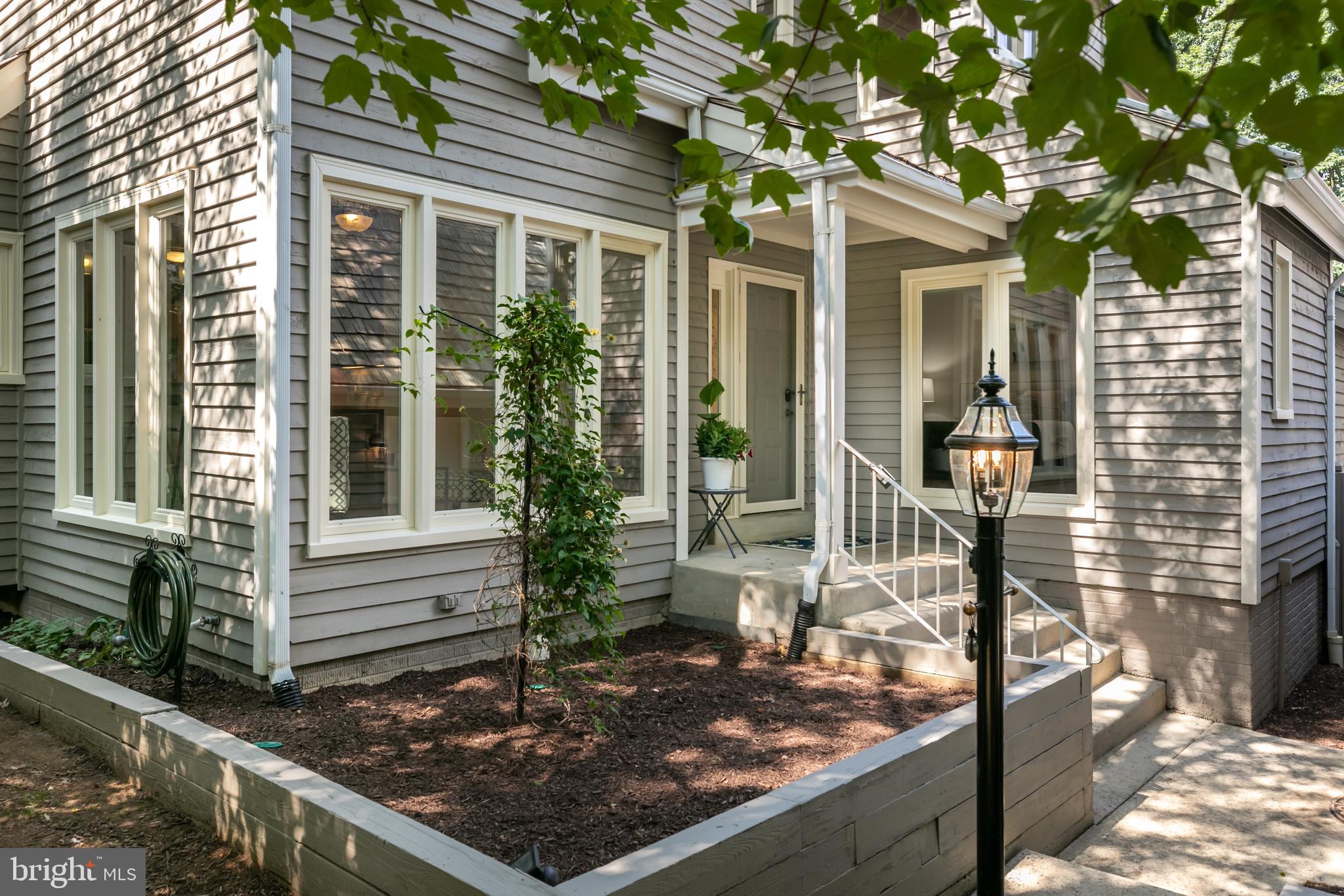 RESTON - Residential Lease