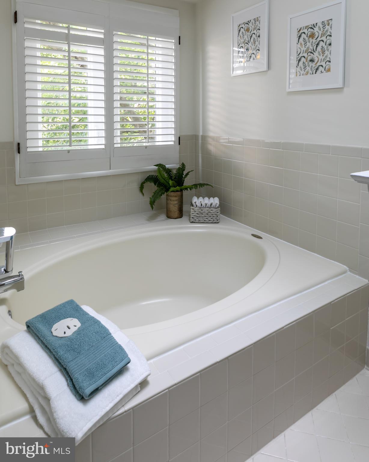 RESTON - Residential Lease