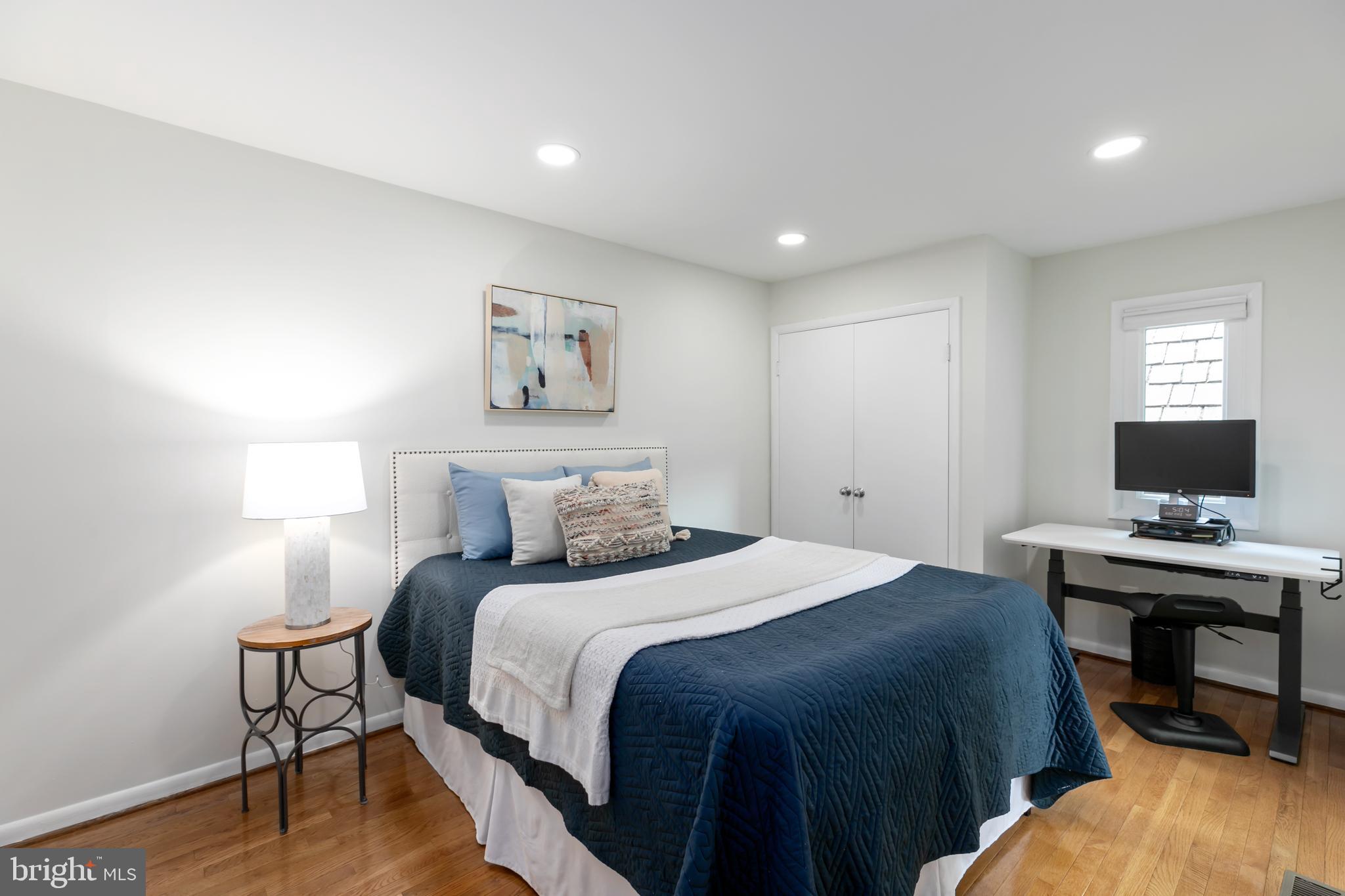 RESTON - Residential Lease