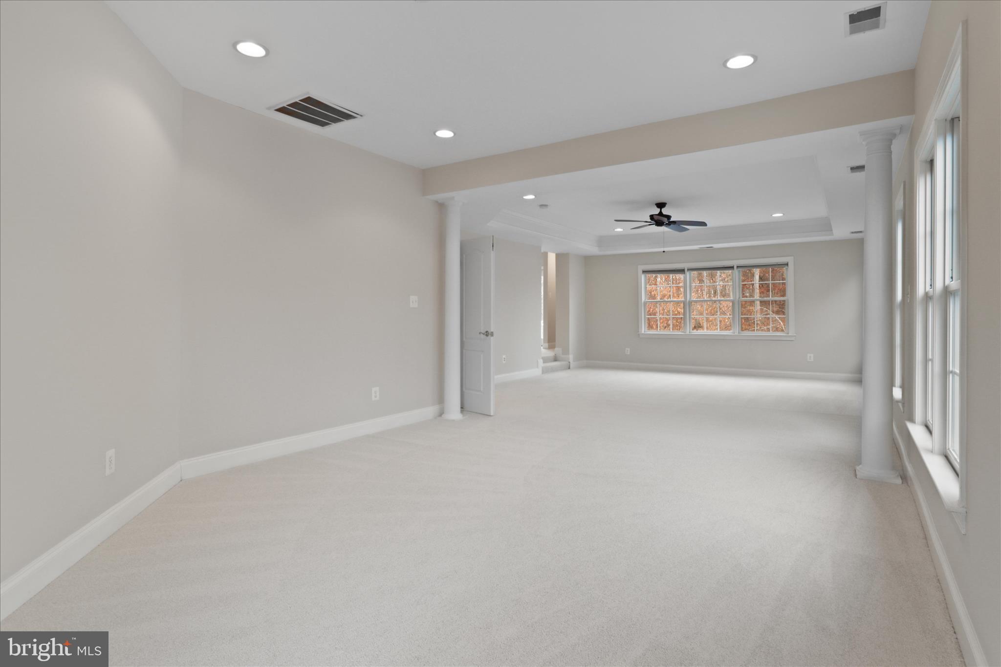 LANSDOWNE ON THE POTOMAC - Residential