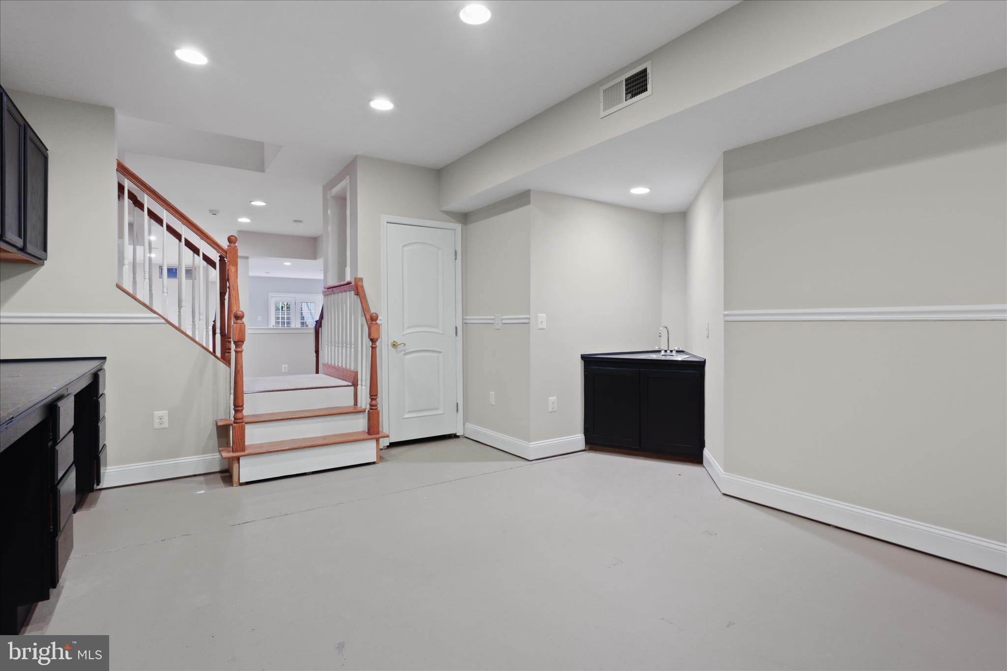 LANSDOWNE ON THE POTOMAC - Residential