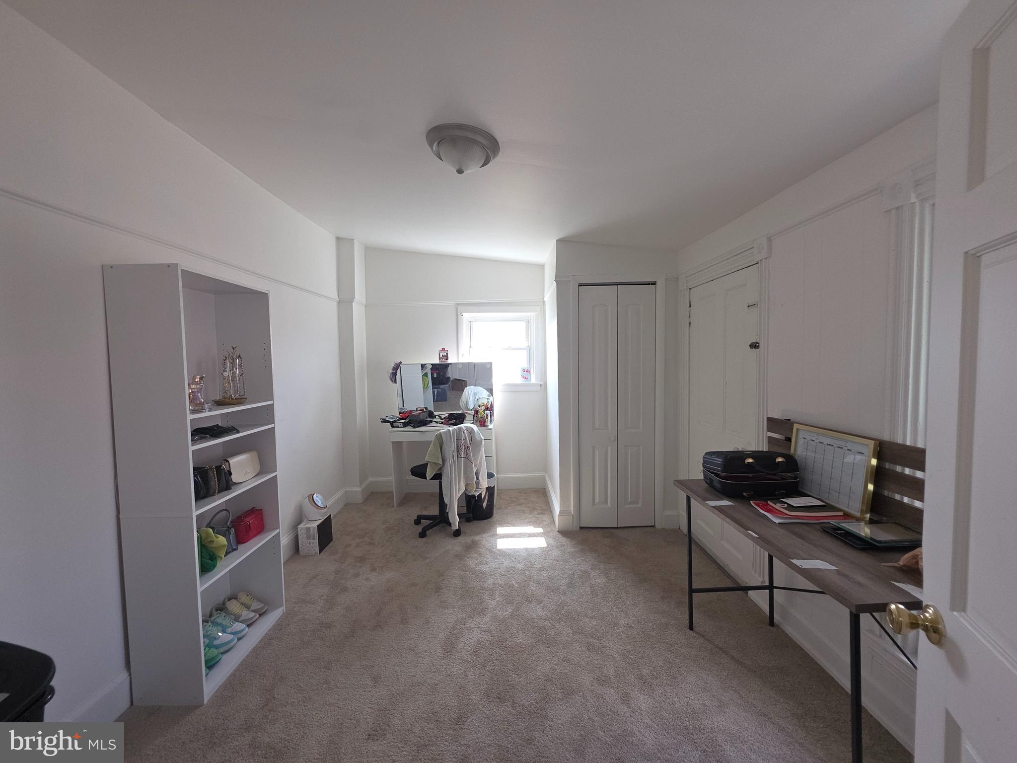 HAGERSTOWN - Residential