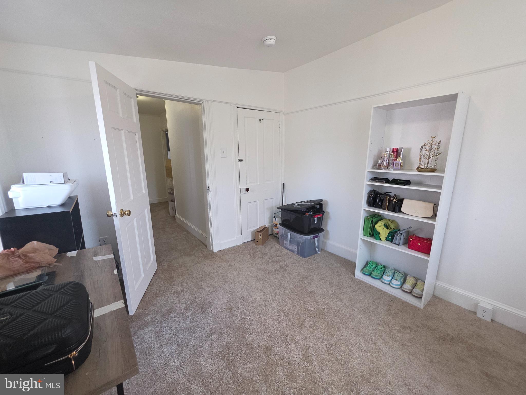 HAGERSTOWN - Residential