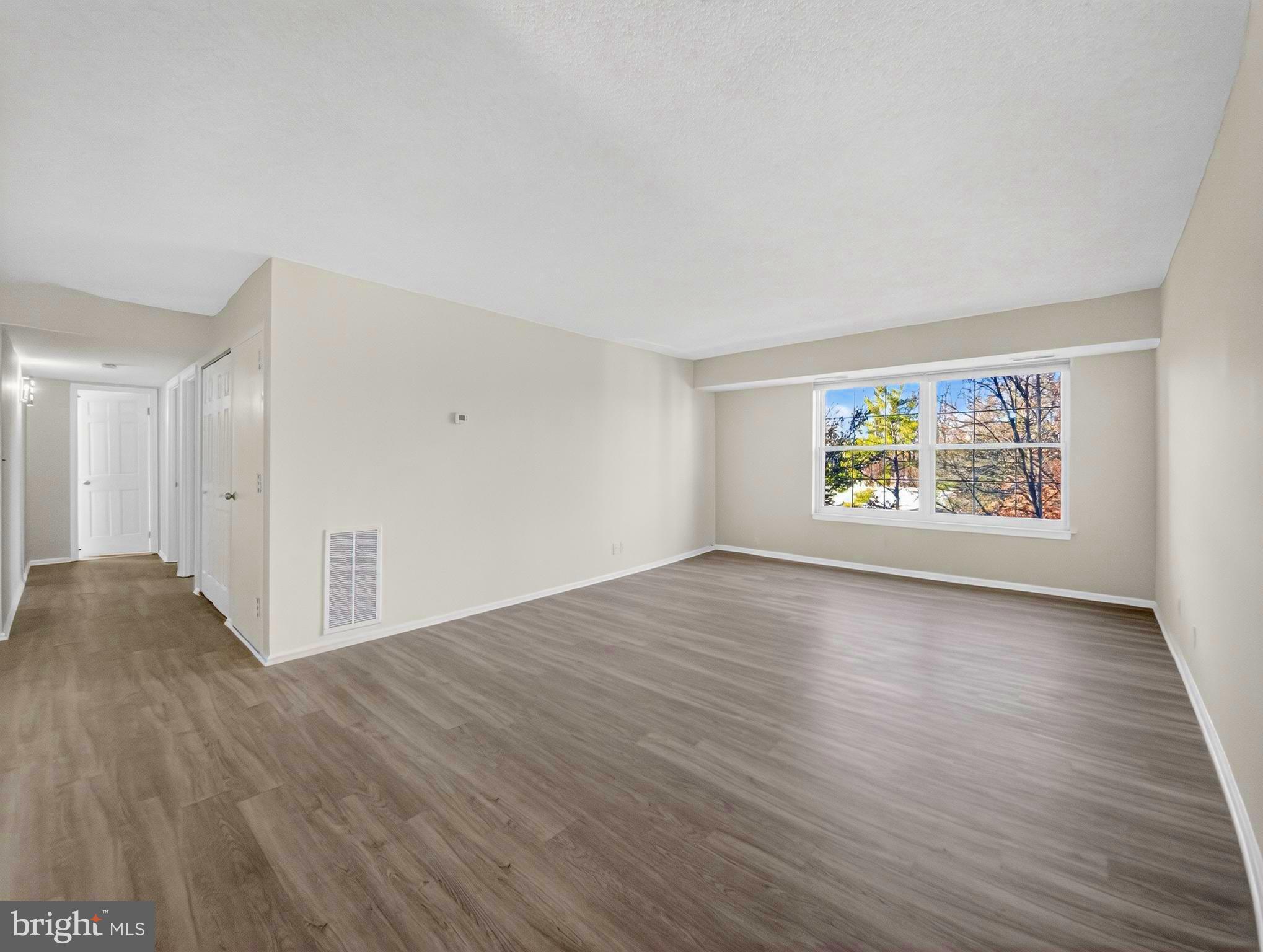 THE COLONIES - Residential Lease