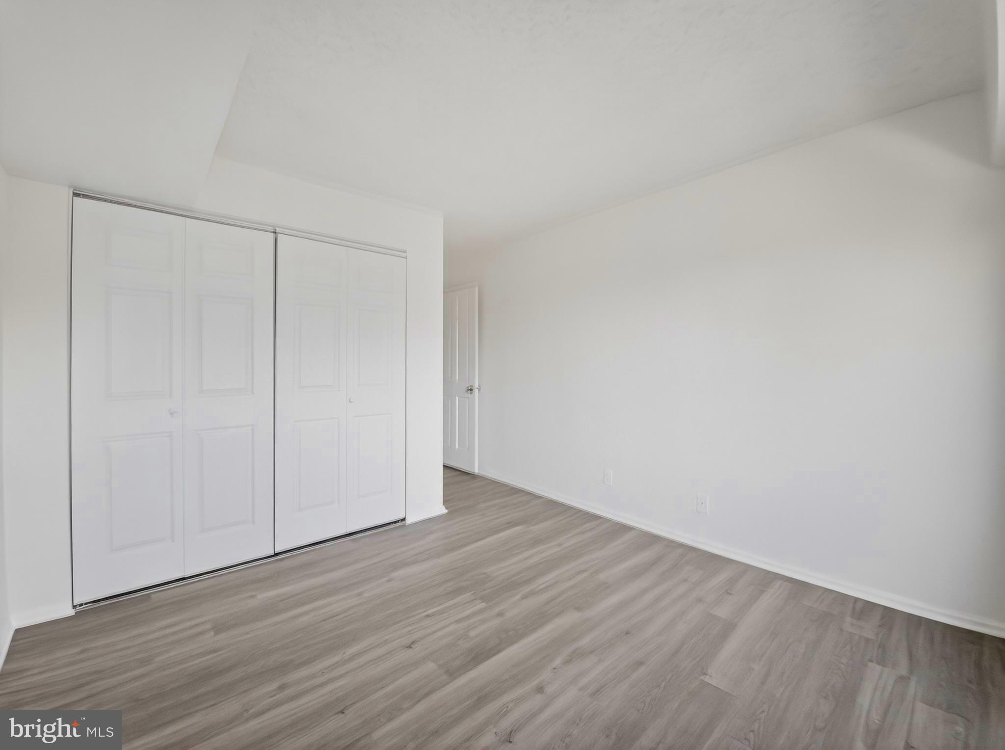 THE COLONIES - Residential Lease