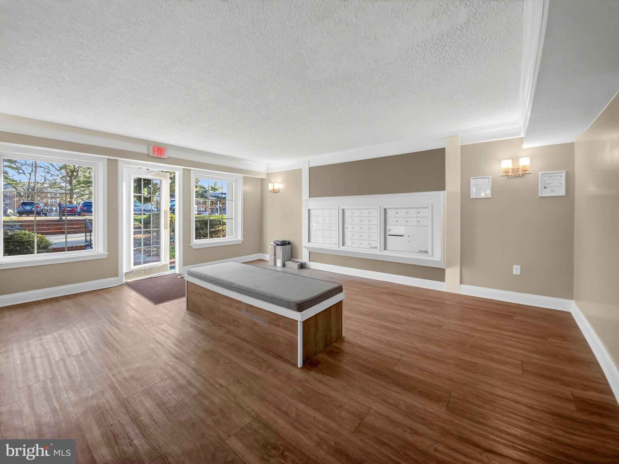 THE COLONIES - Residential Lease