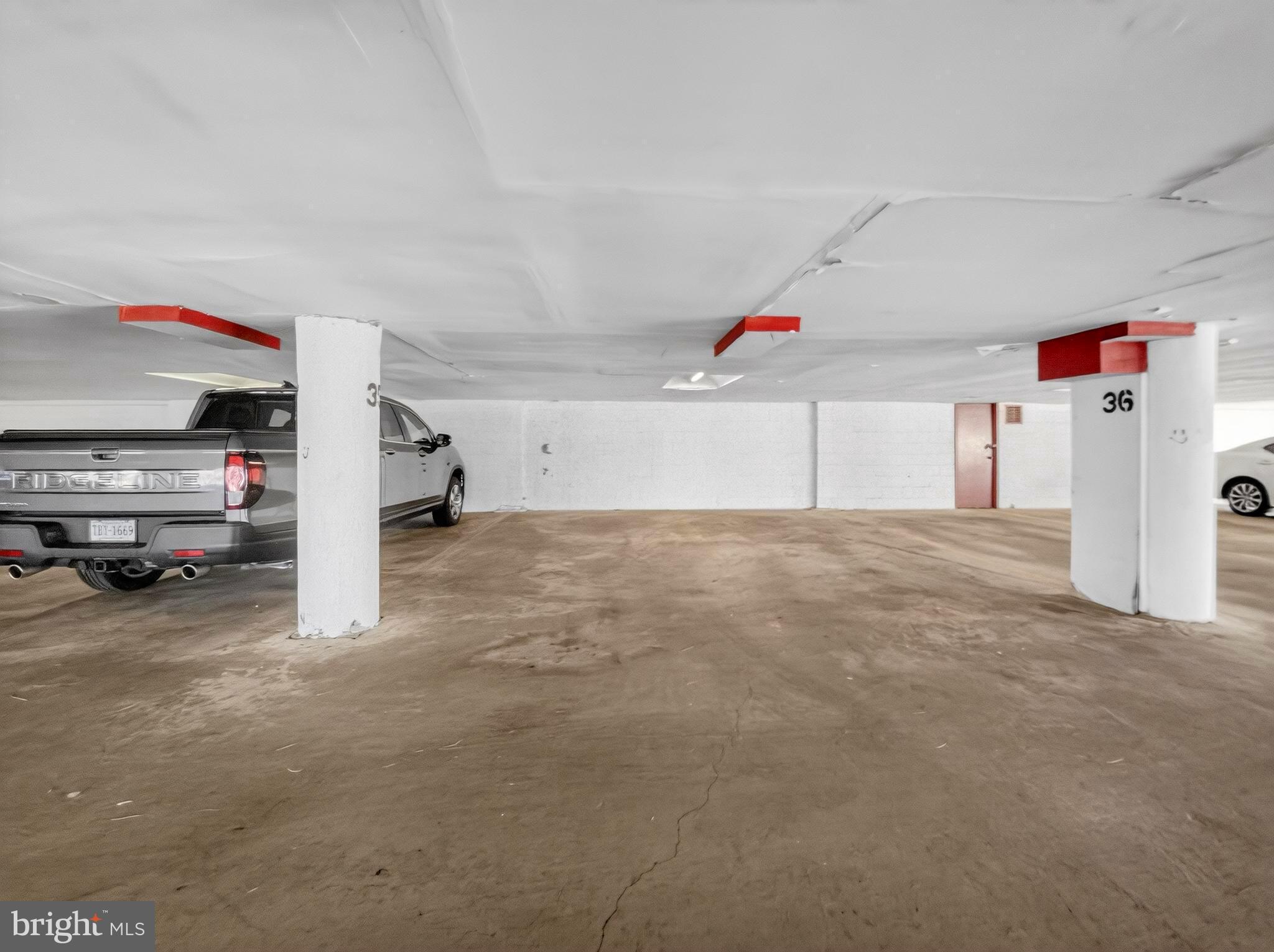 THE COLONIES - Residential Lease