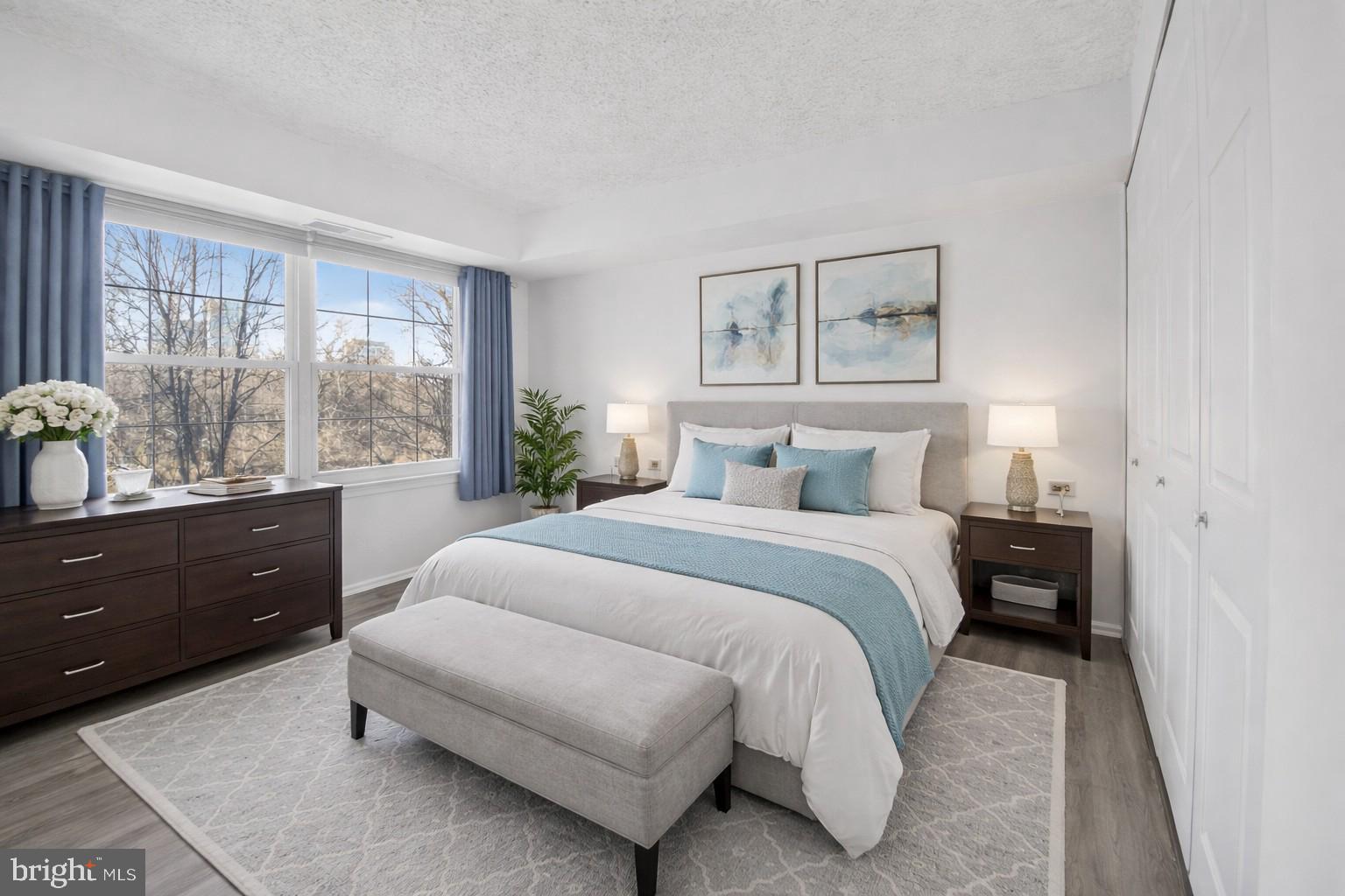 THE COLONIES - Residential Lease