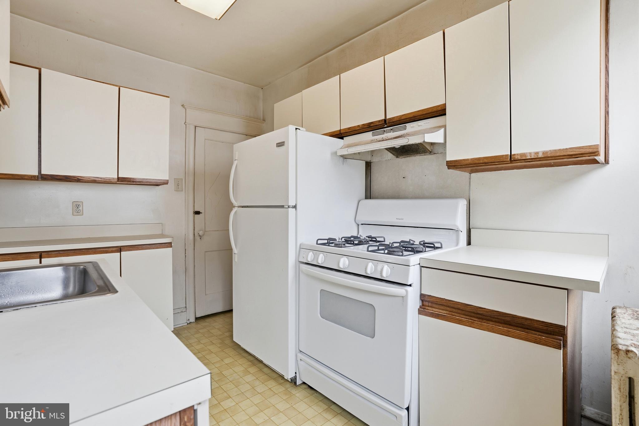 MERION STATION - Residential