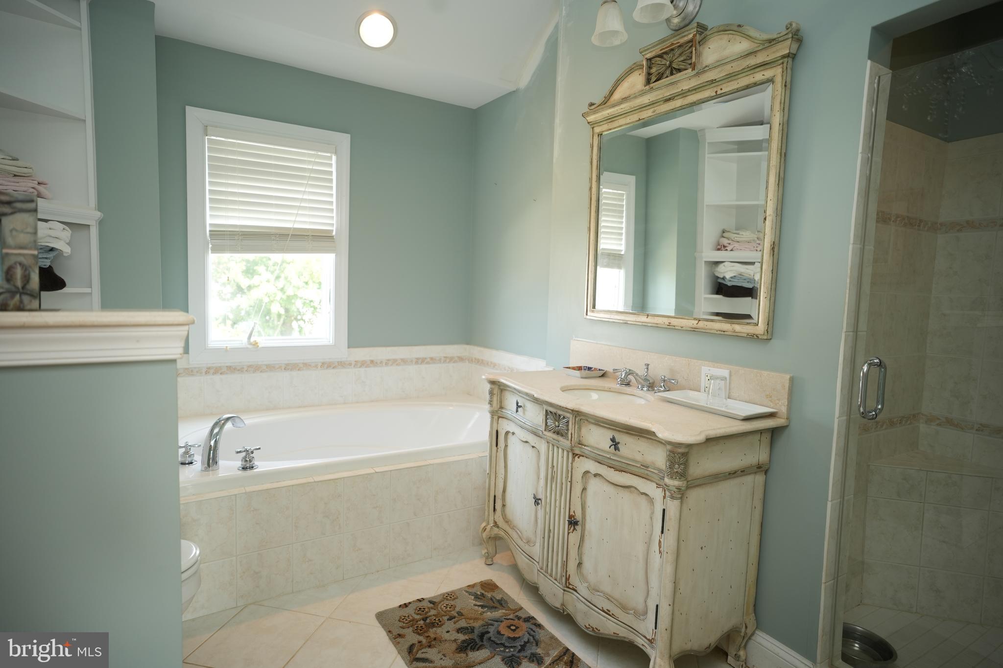 SOLOMONS ISLAND - Residential