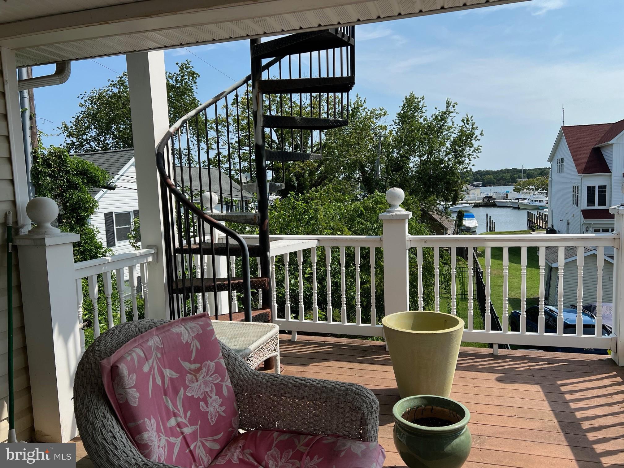 SOLOMONS ISLAND - Residential