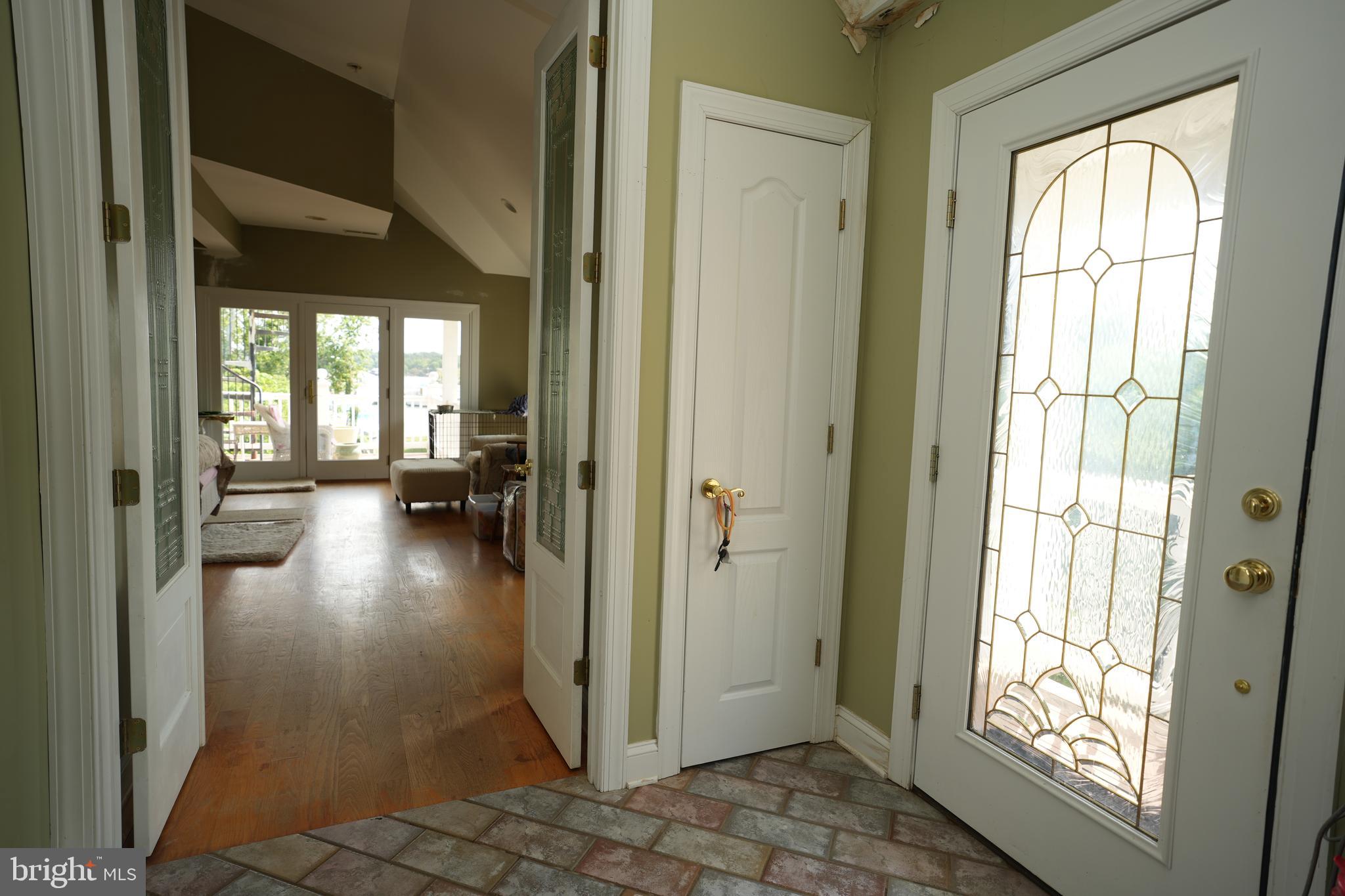 SOLOMONS ISLAND - Residential