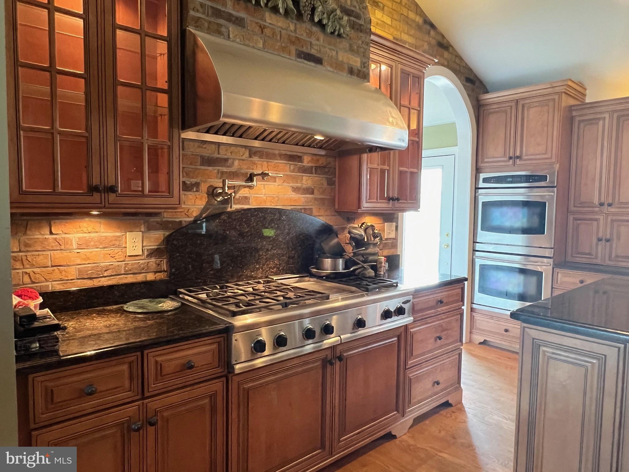 SOLOMONS ISLAND - Residential