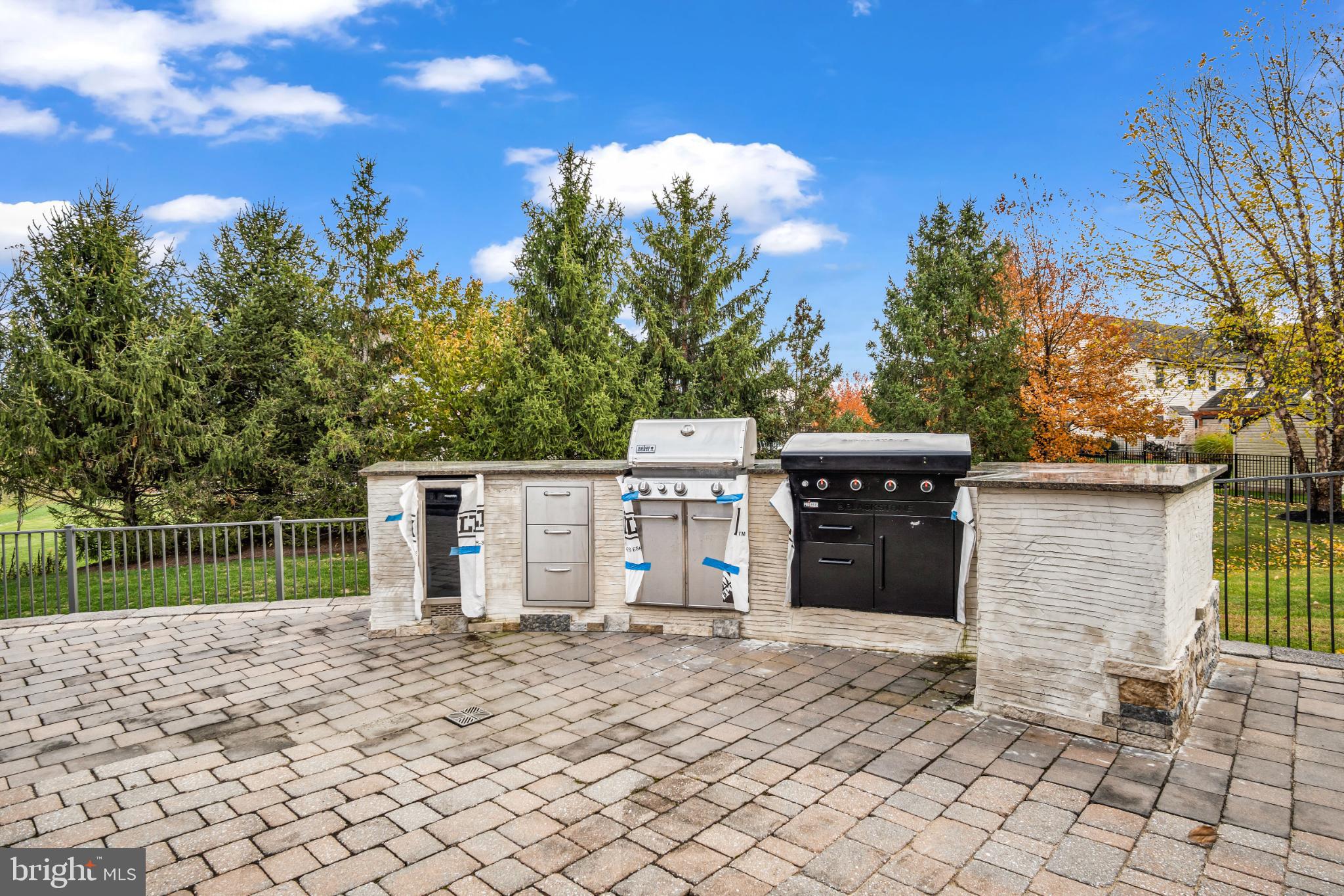 AMBER FIELDS - Residential