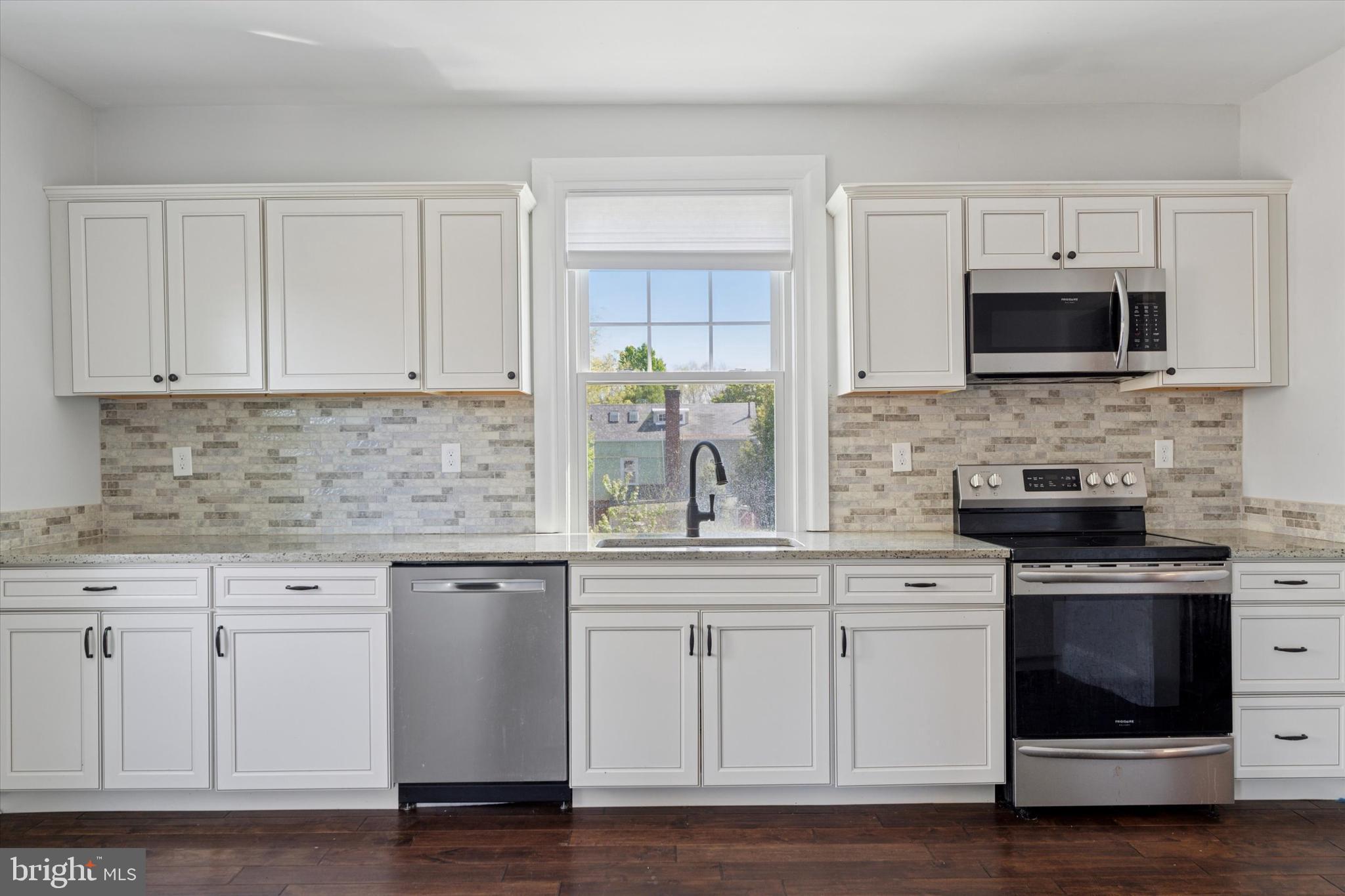 BRYN MAWR - Residential Lease