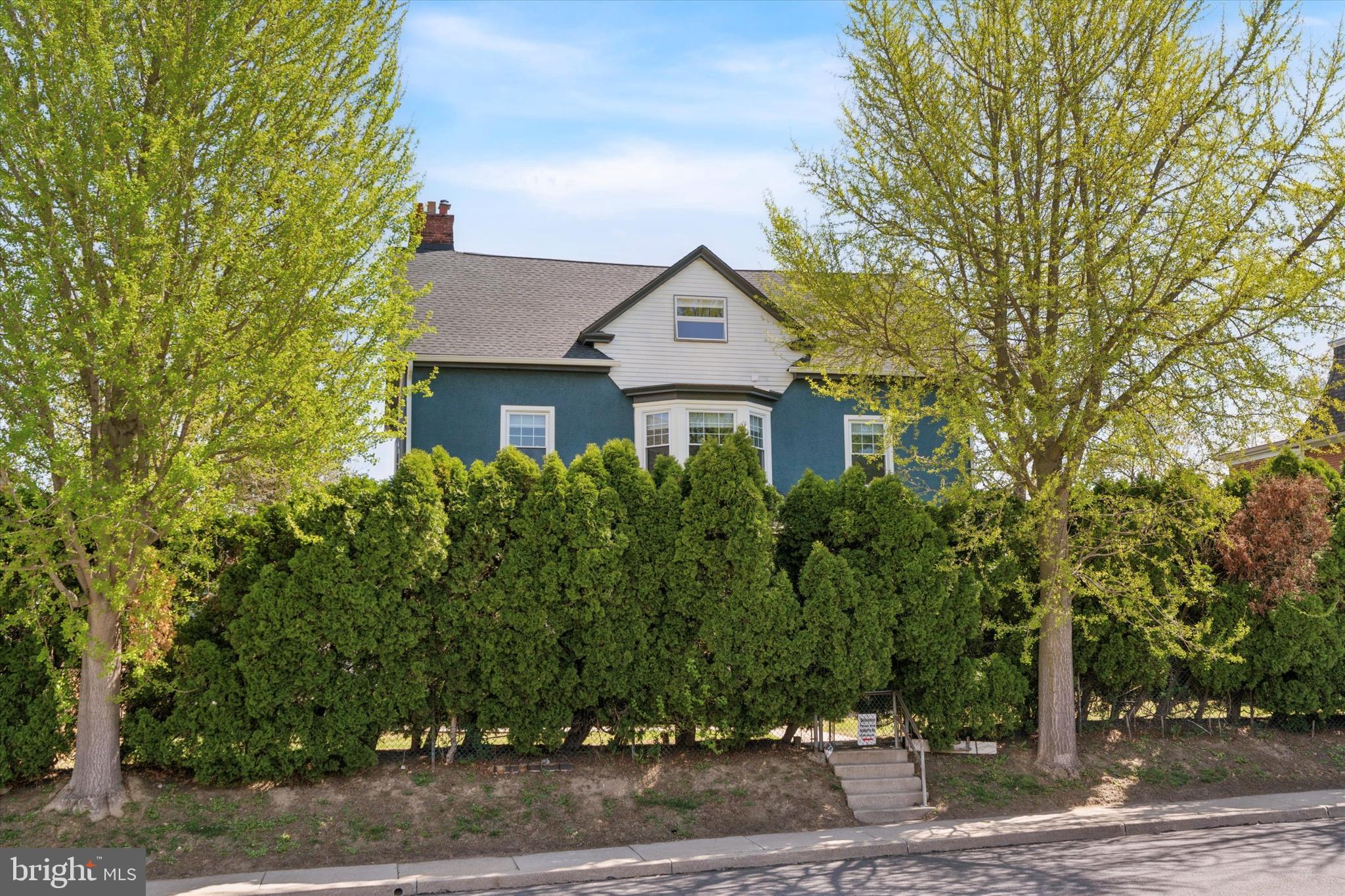 BRYN MAWR - Residential Lease