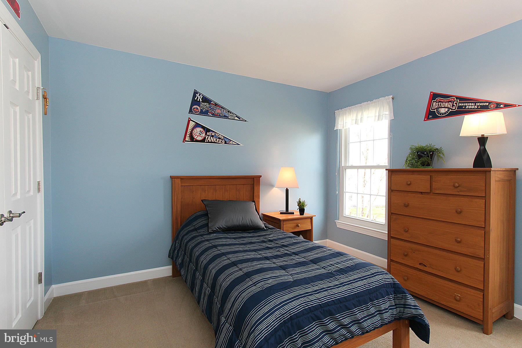 POTOMAC LAKES - Residential