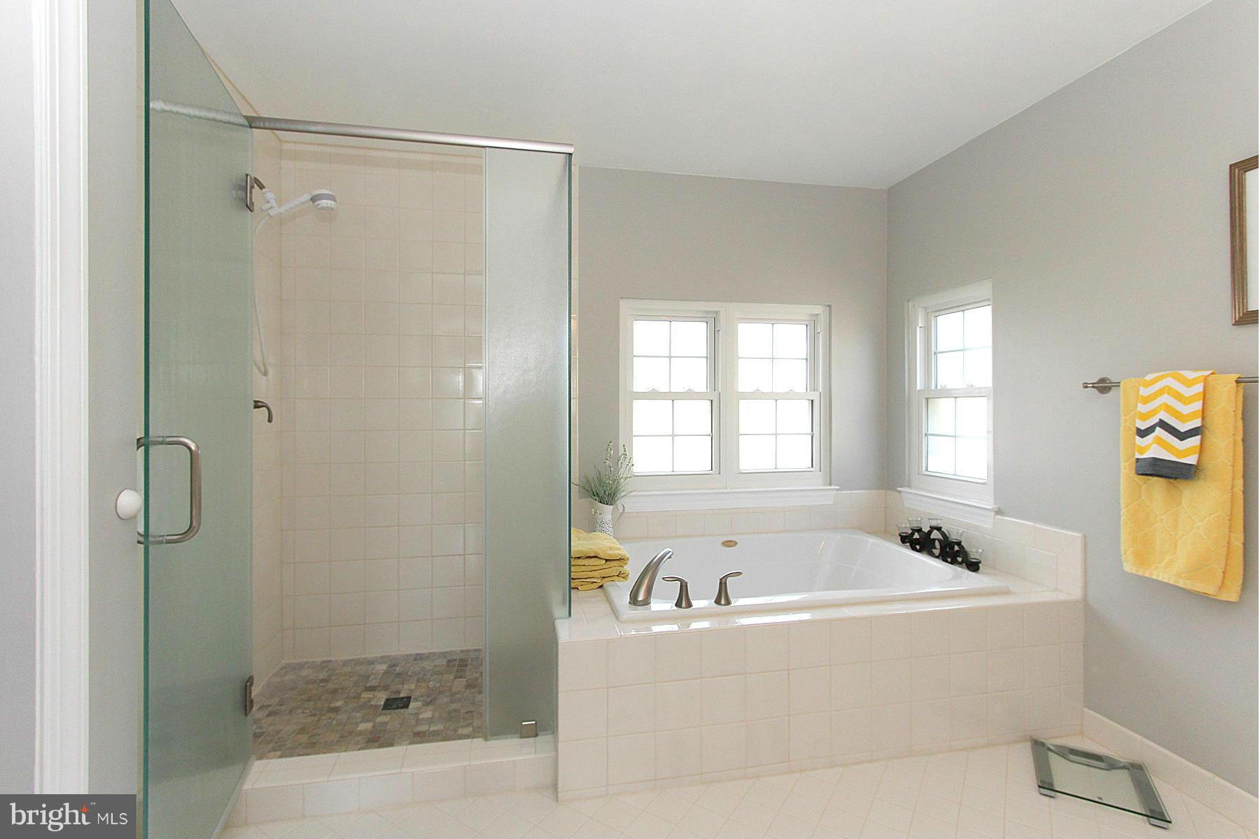 POTOMAC LAKES - Residential