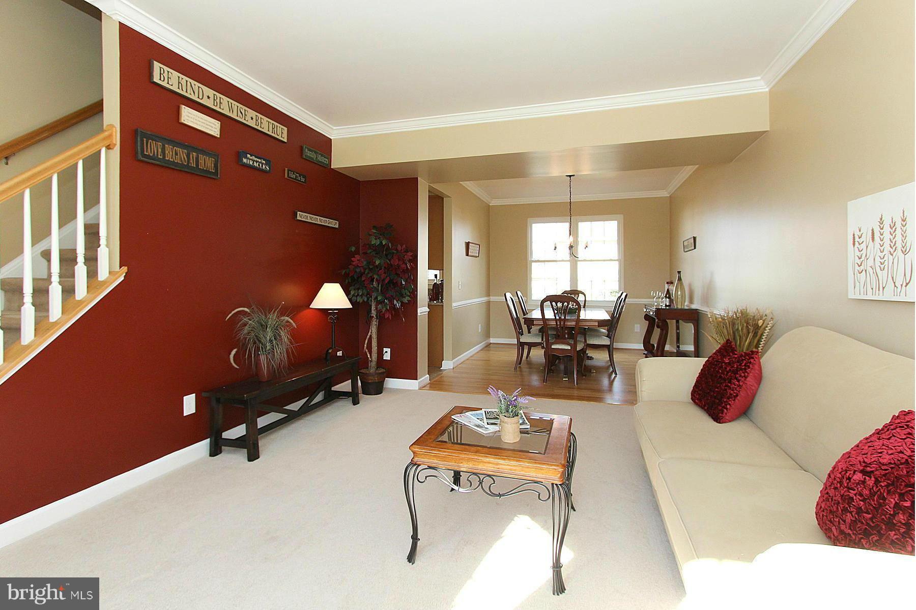 POTOMAC LAKES - Residential