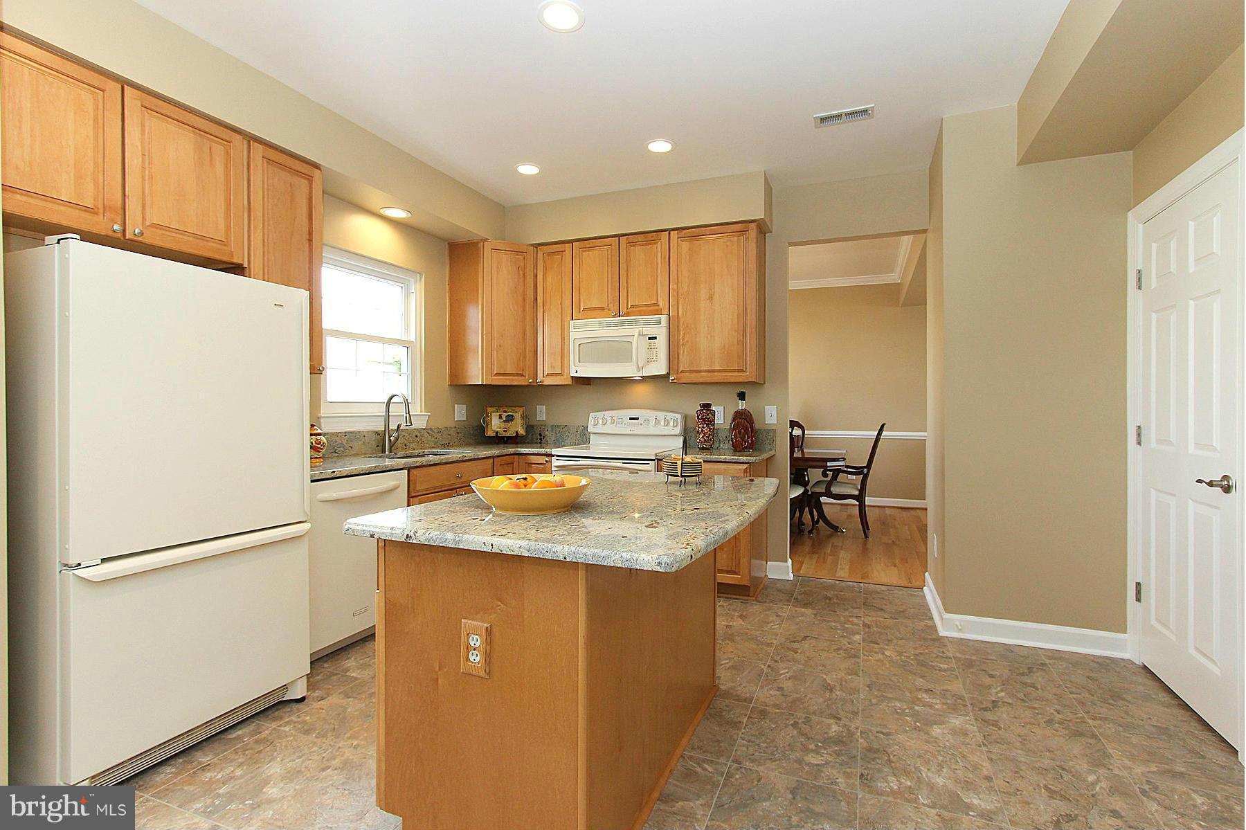 POTOMAC LAKES - Residential