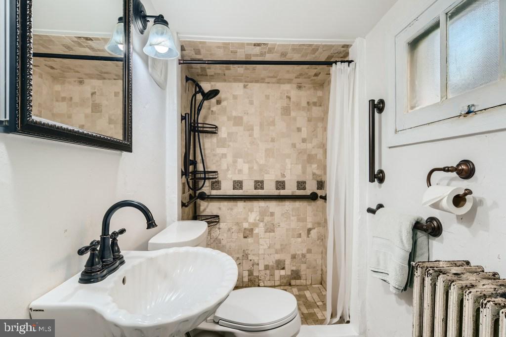 AIGBURTH - Residential