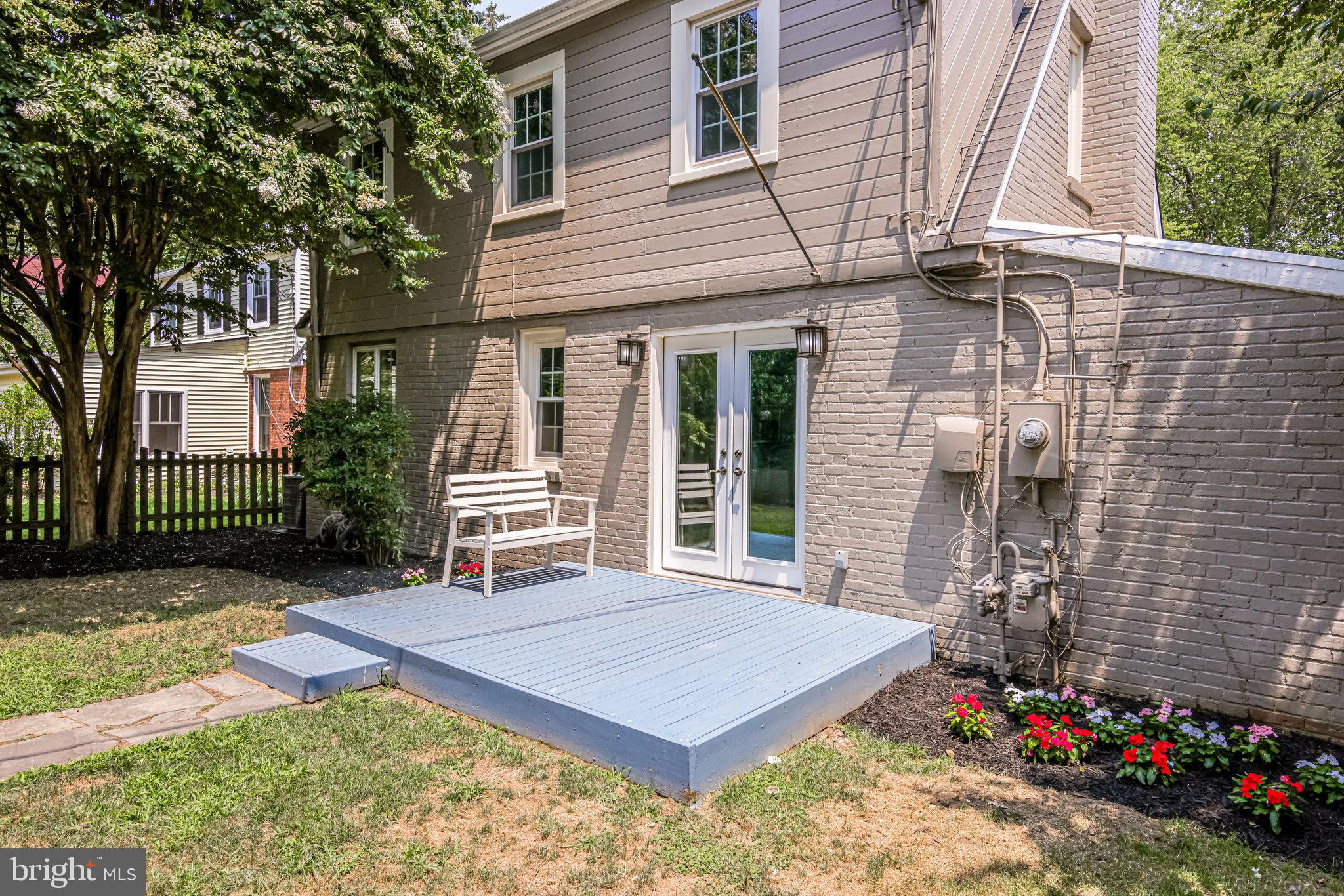 NEW ALEXANDRIA - Residential