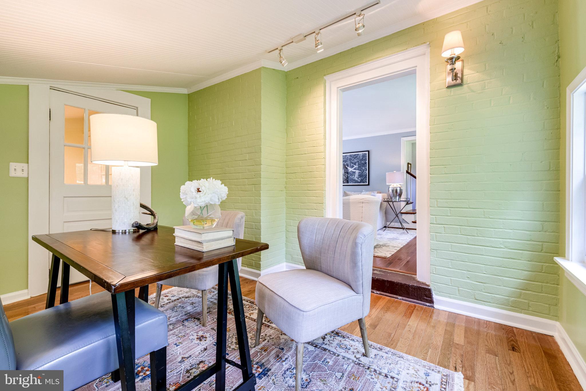 NEW ALEXANDRIA - Residential