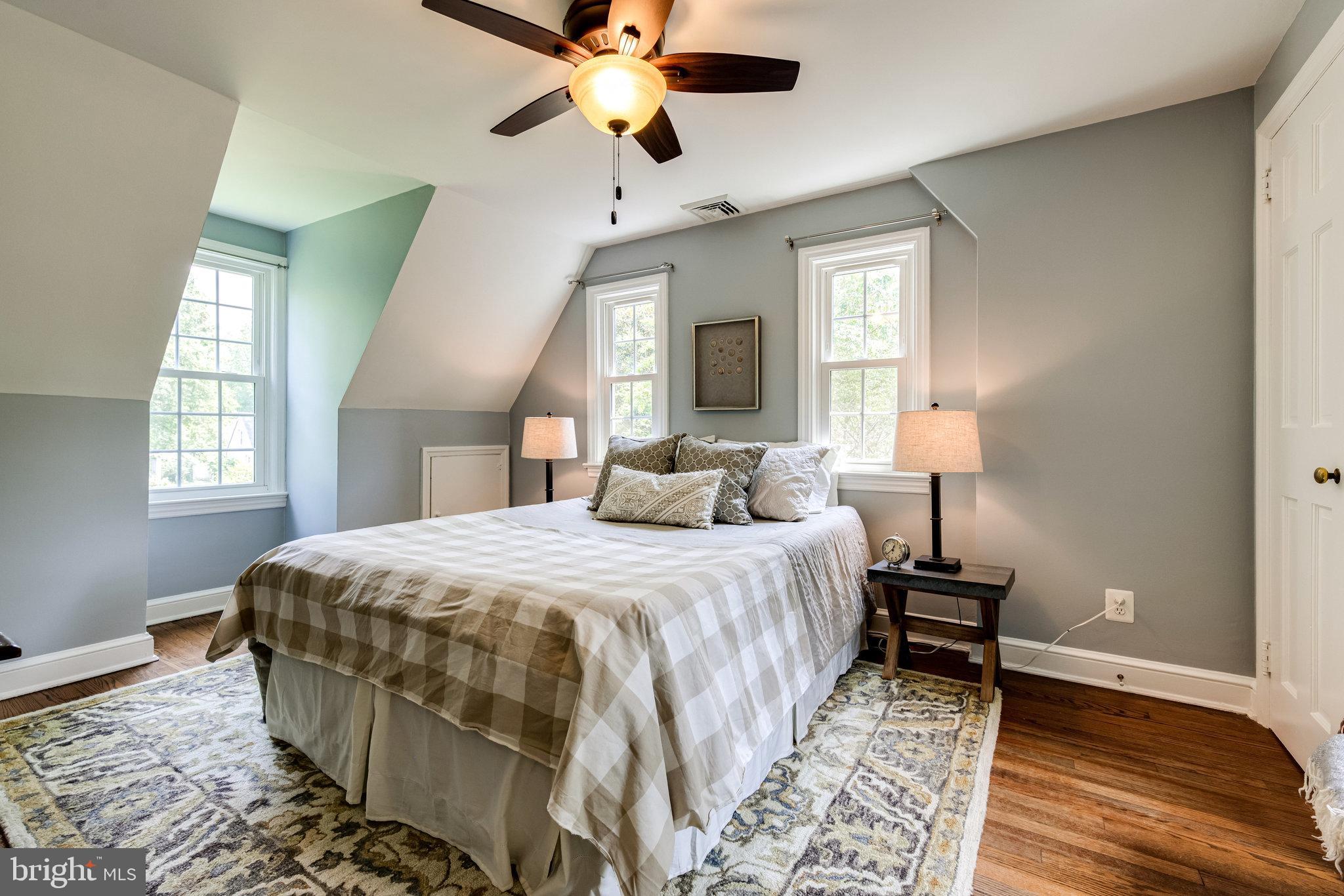 NEW ALEXANDRIA - Residential