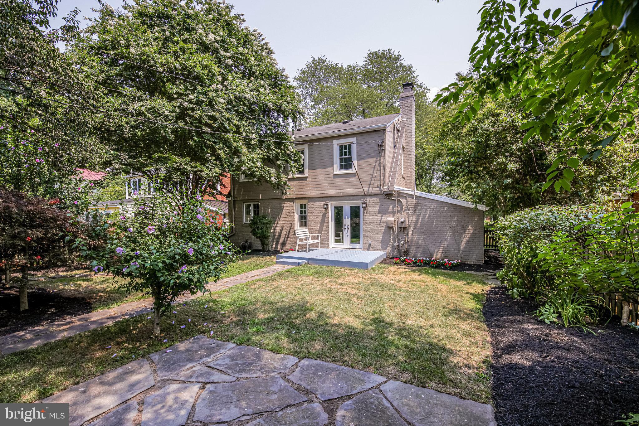 NEW ALEXANDRIA - Residential