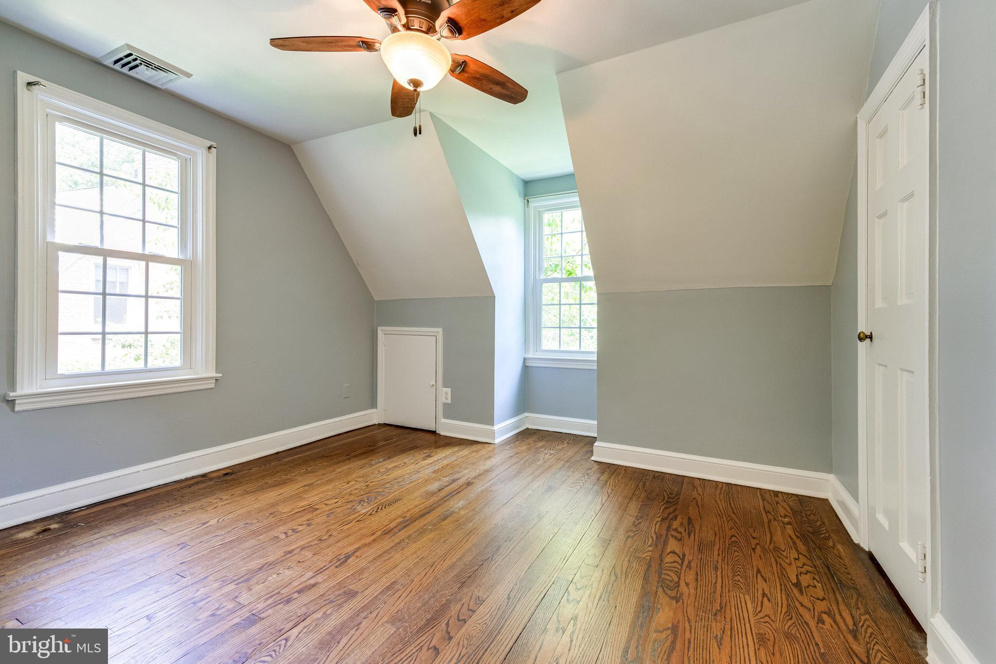 NEW ALEXANDRIA - Residential