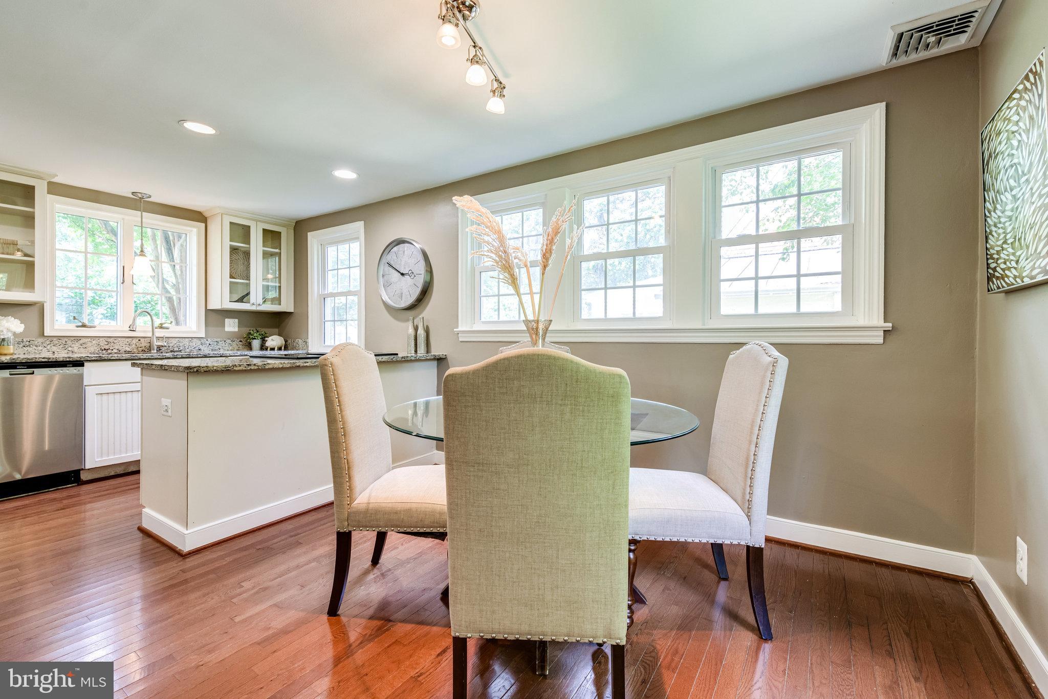 NEW ALEXANDRIA - Residential