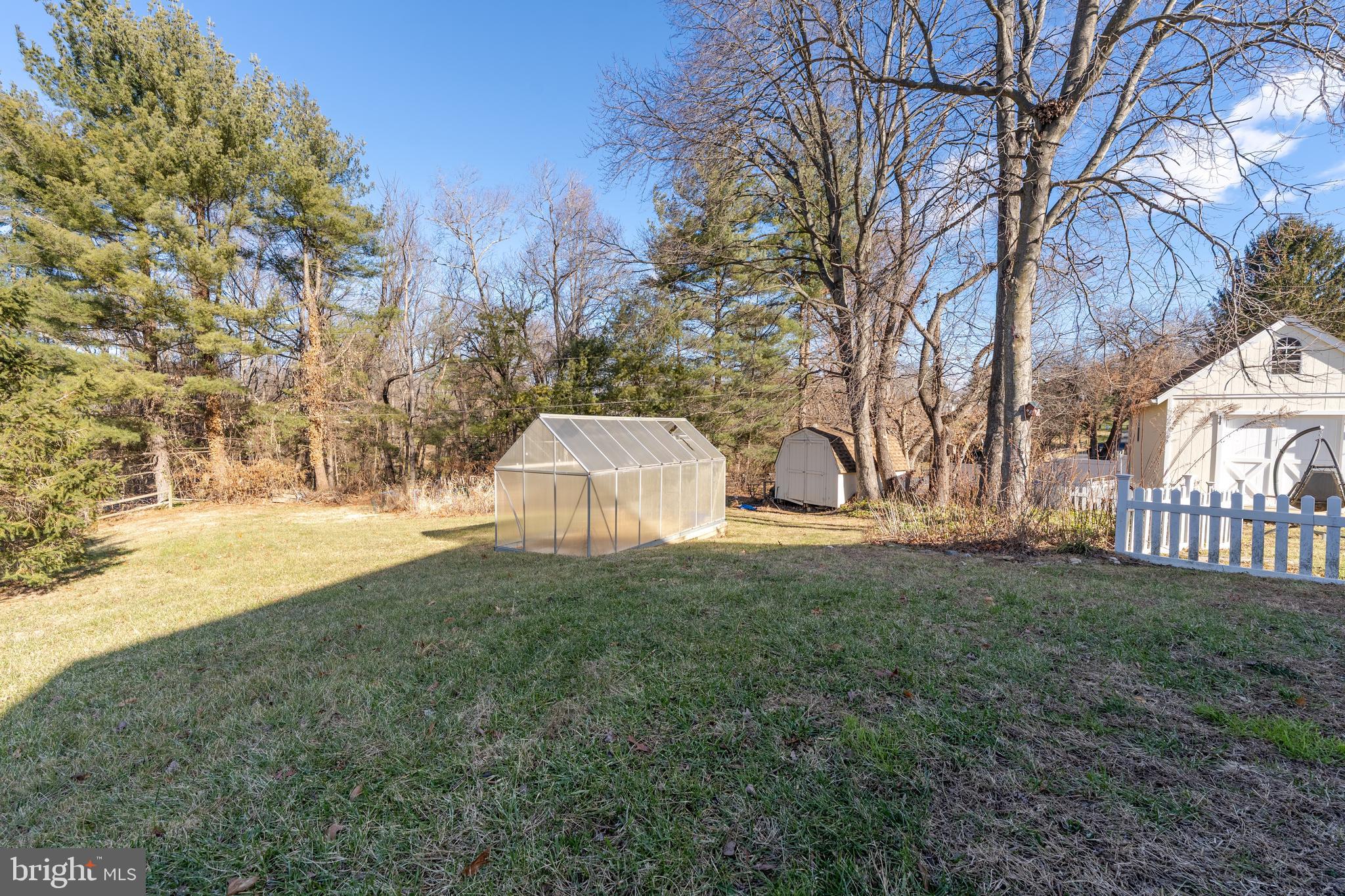 BRIMFIELD - Residential