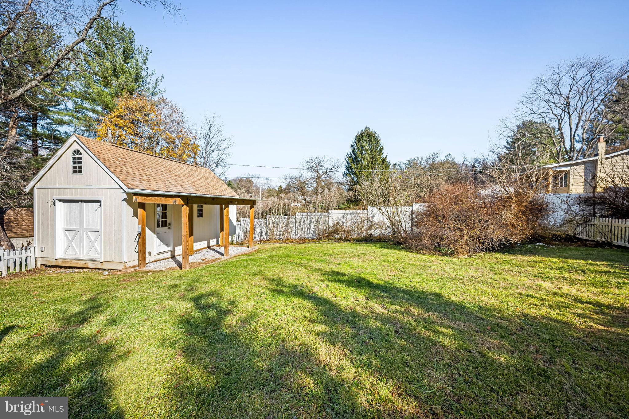 BRIMFIELD - Residential