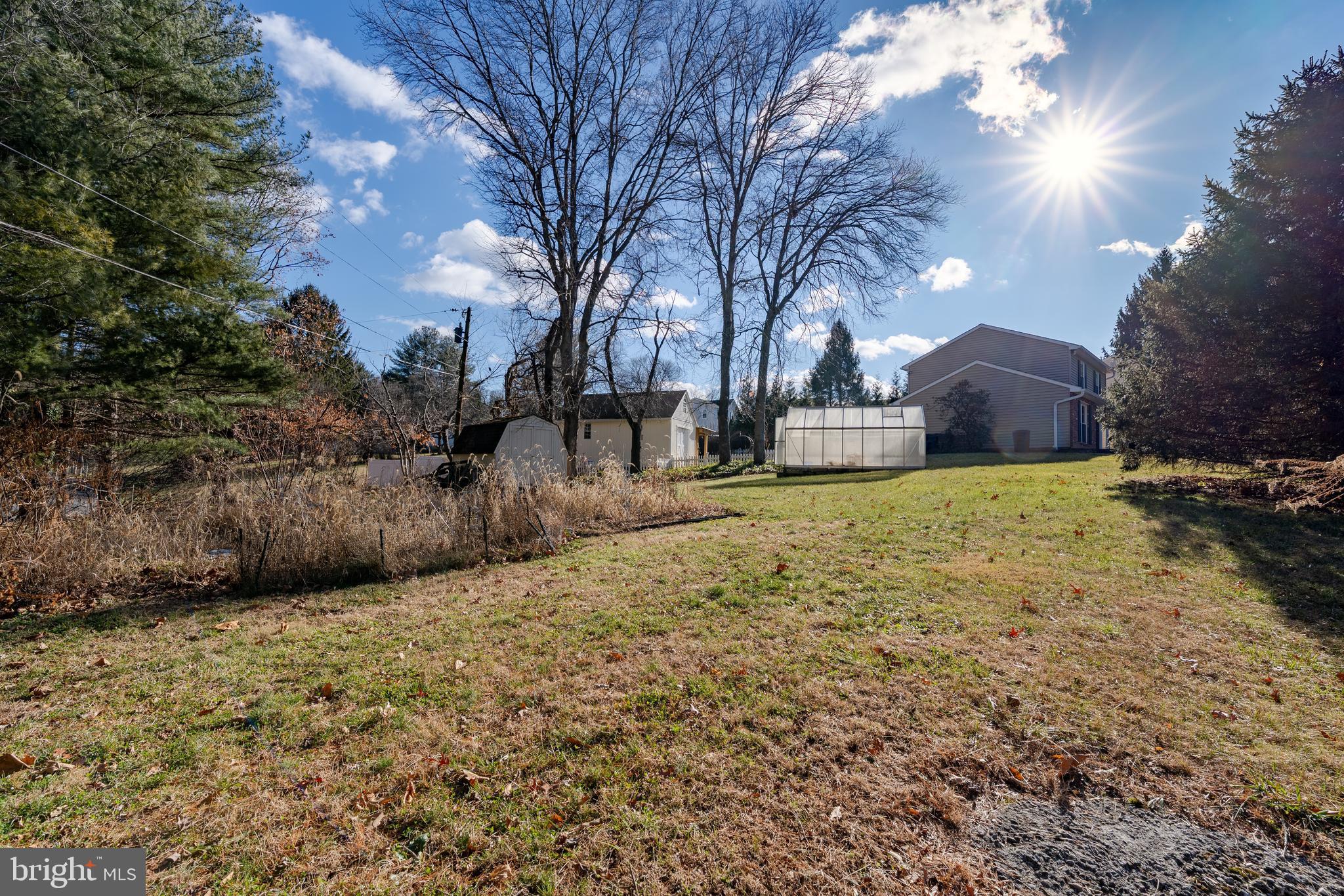 BRIMFIELD - Residential