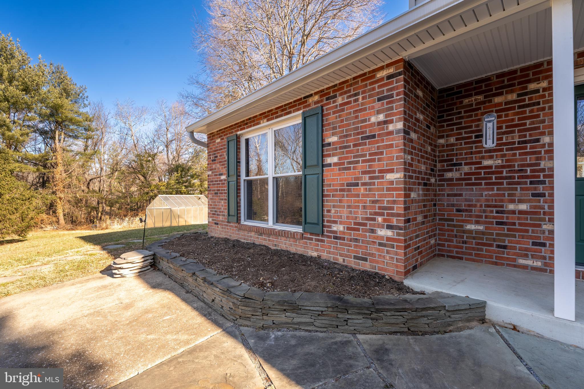 BRIMFIELD - Residential