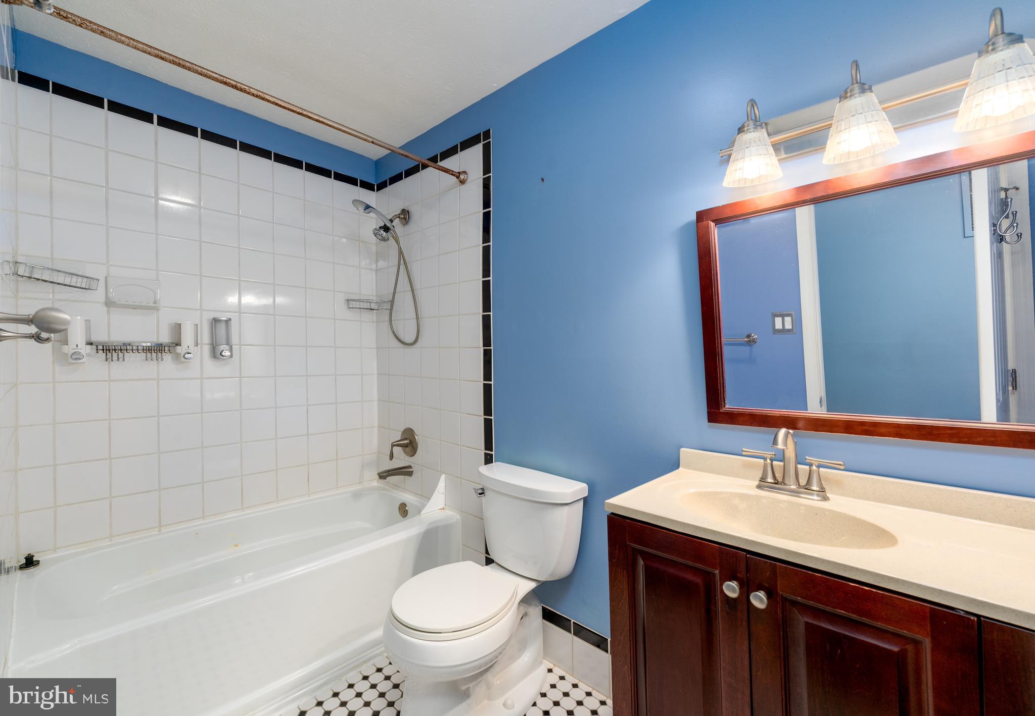 BRIMFIELD - Residential