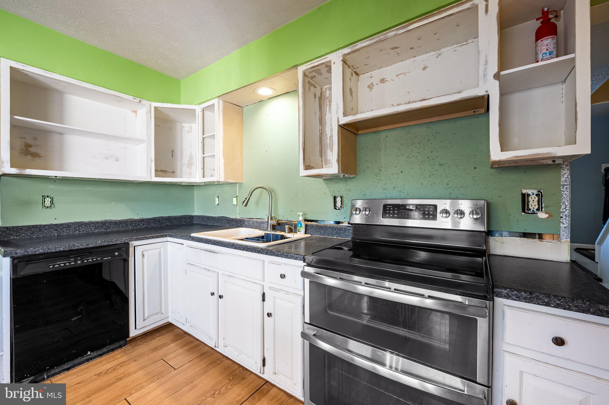 BRIMFIELD - Residential