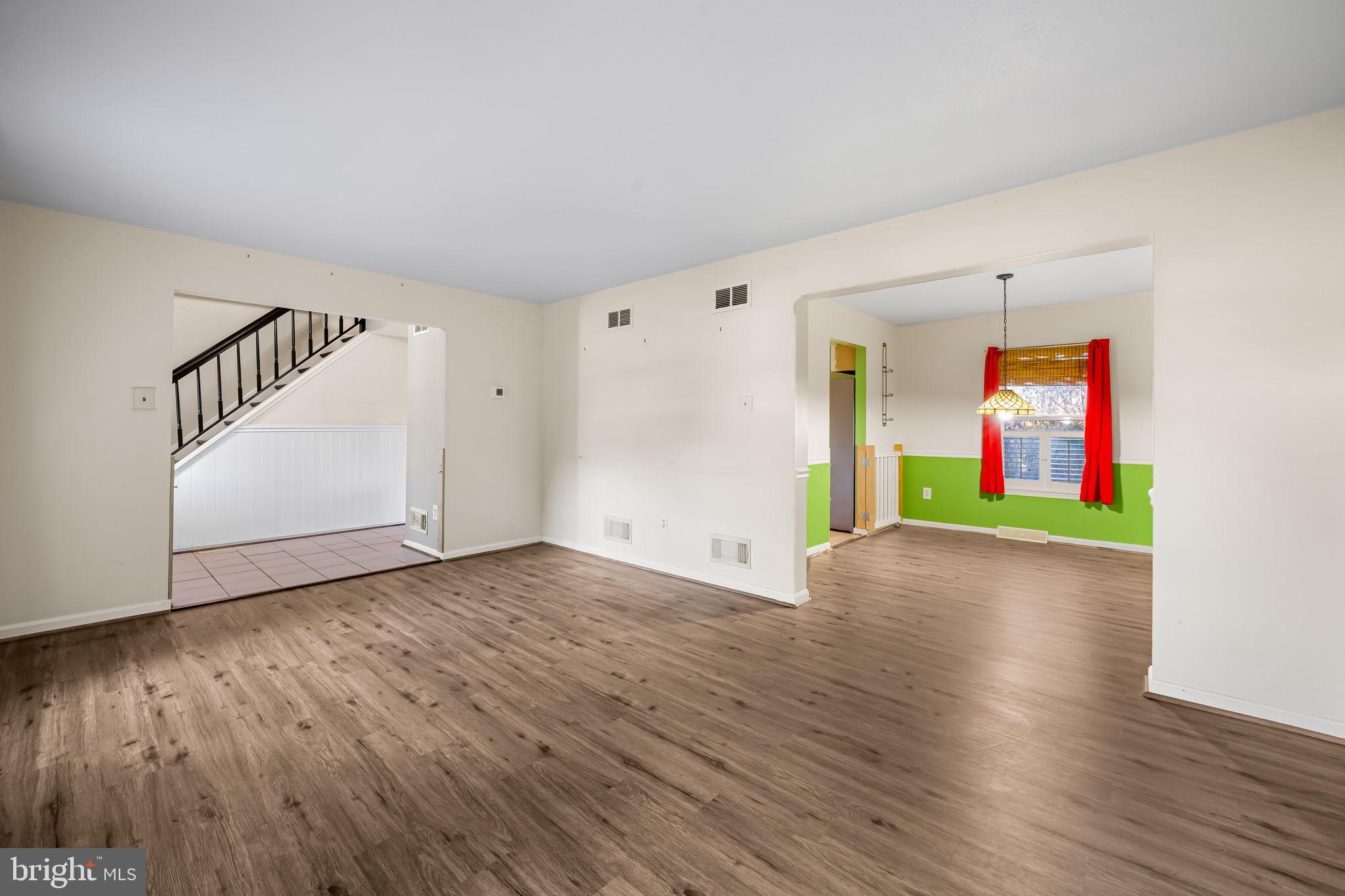 BRIMFIELD - Residential