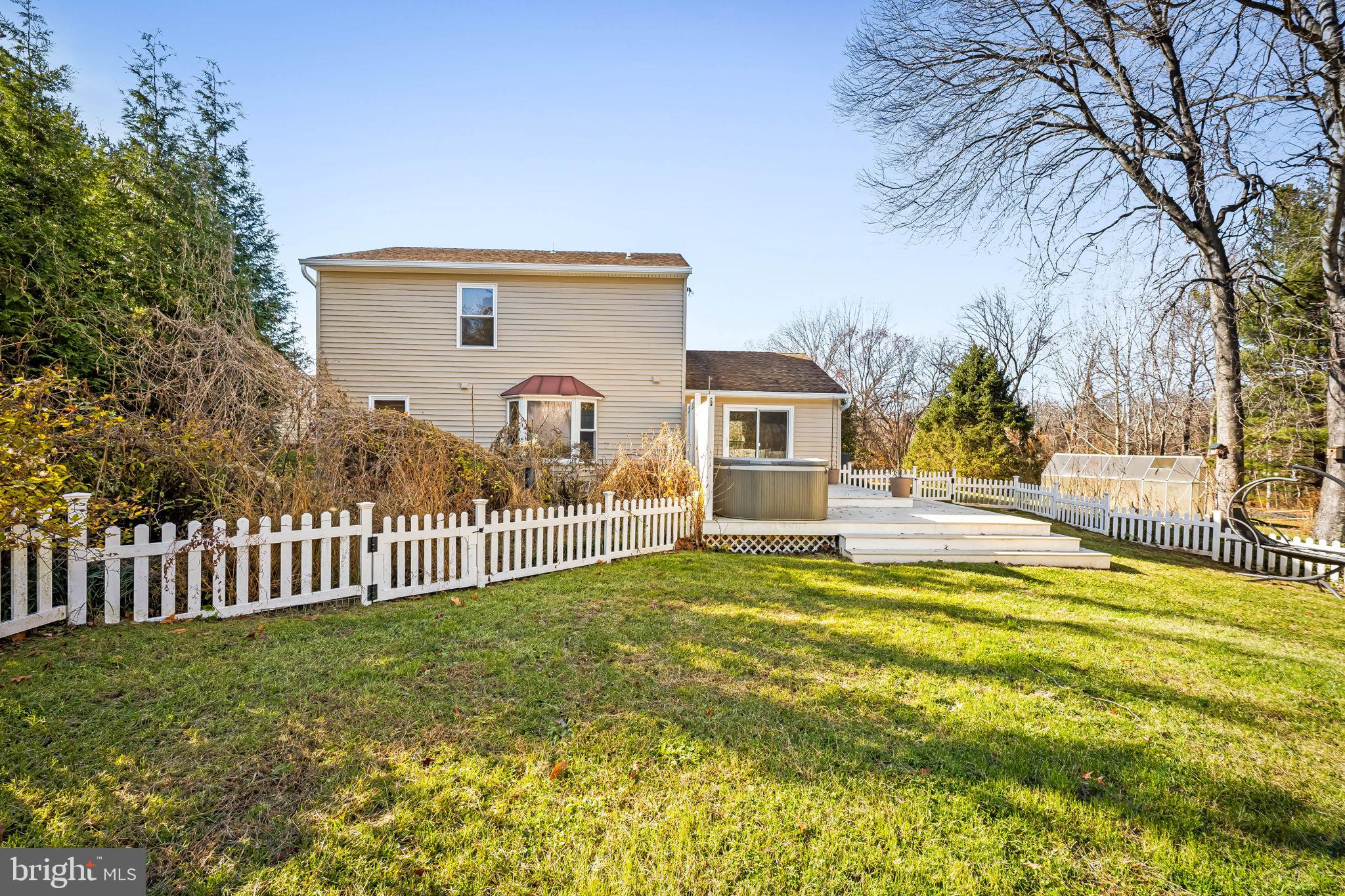 BRIMFIELD - Residential