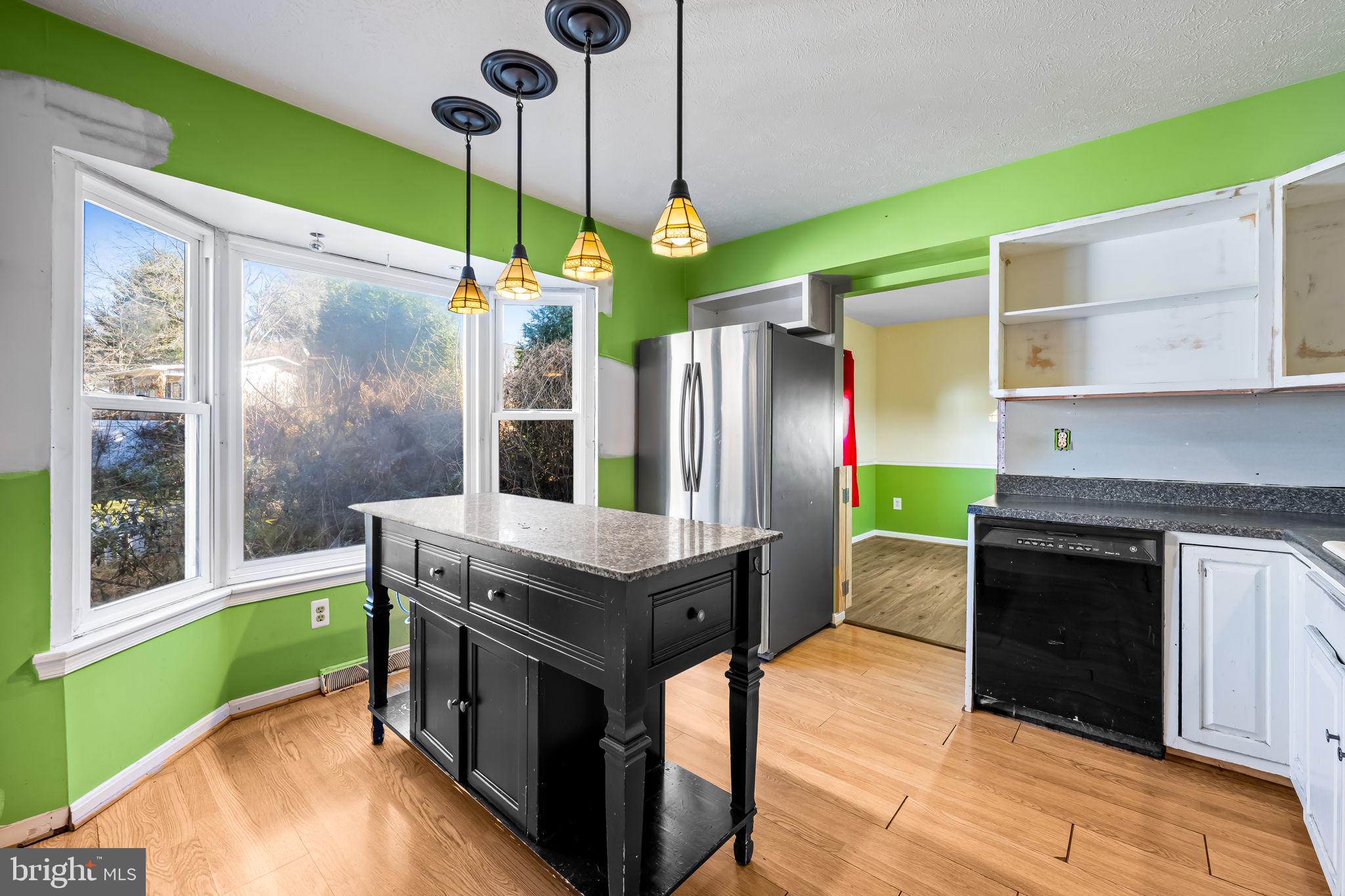 BRIMFIELD - Residential