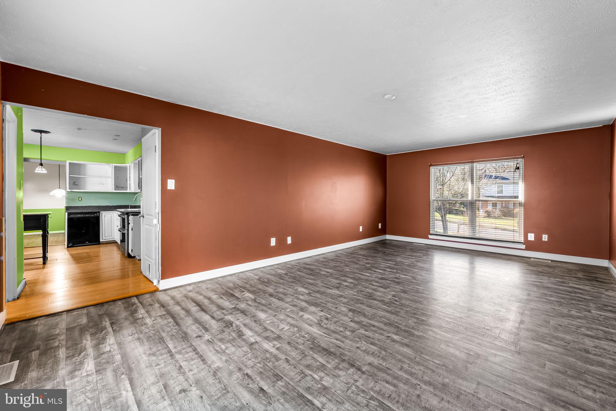 BRIMFIELD - Residential