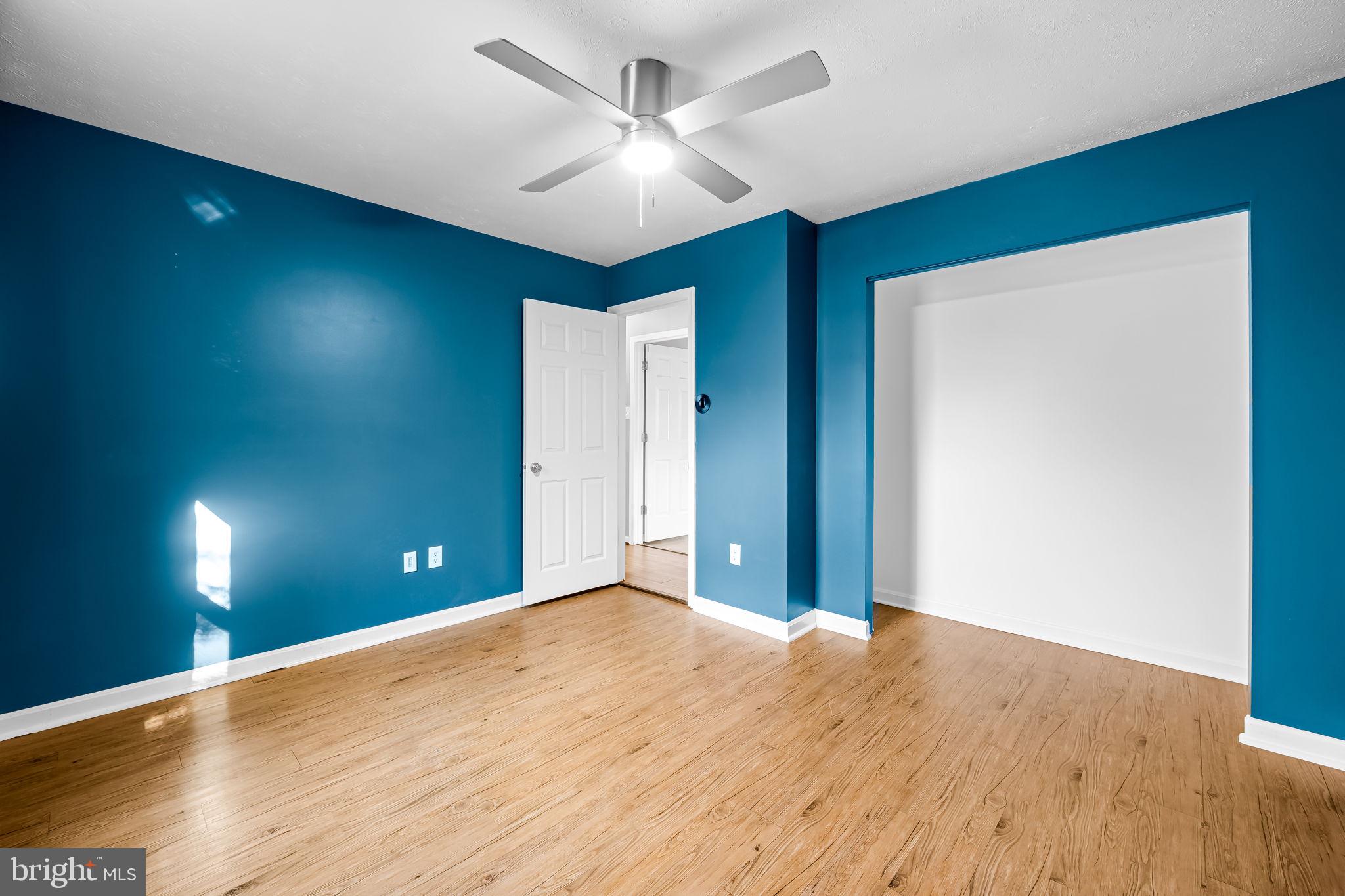 BRIMFIELD - Residential