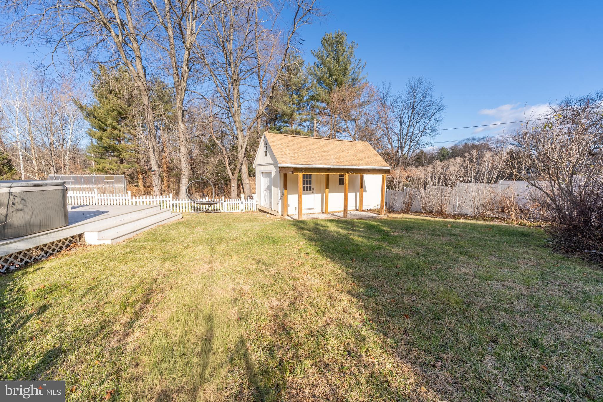 BRIMFIELD - Residential