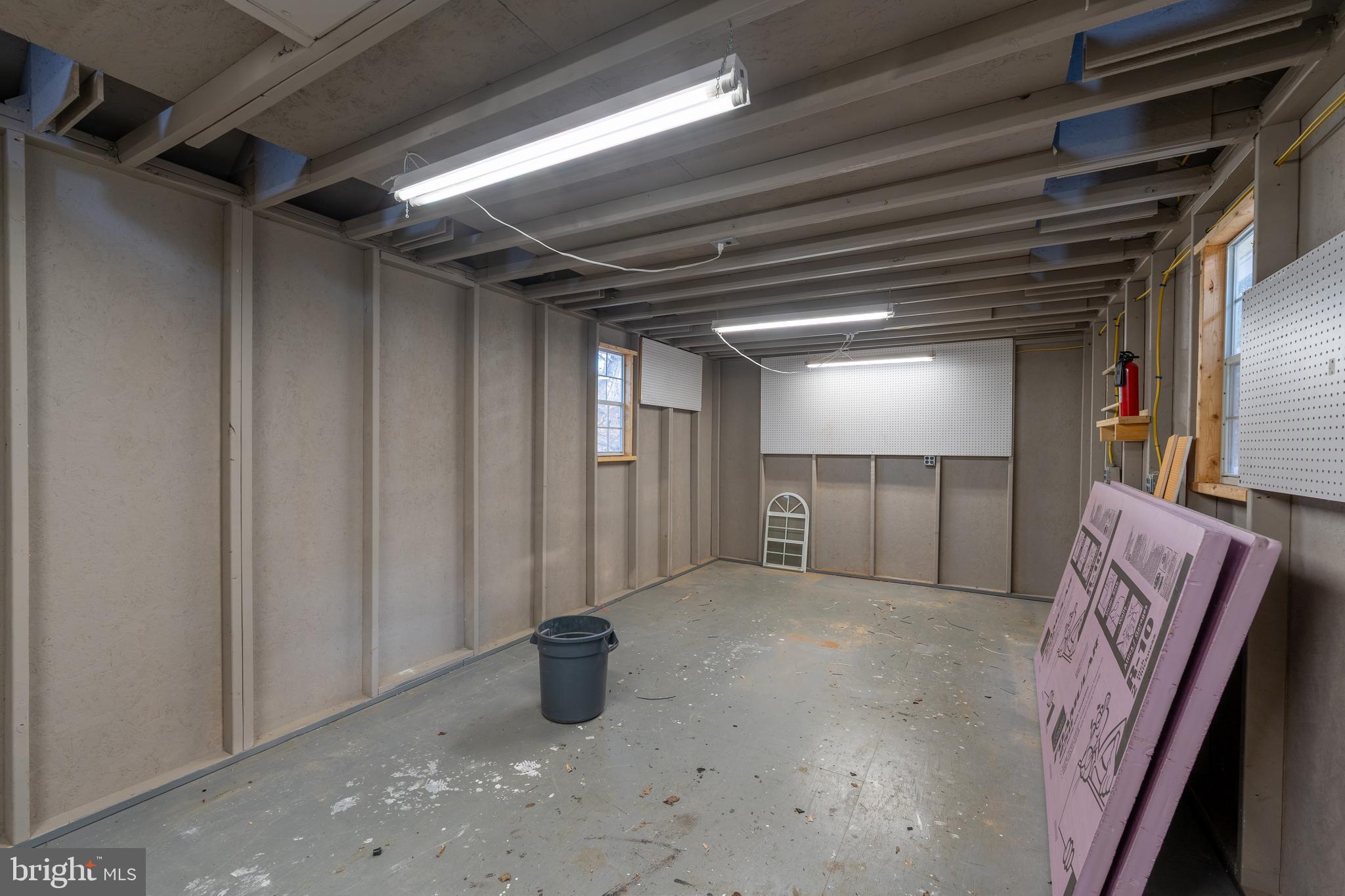 BRIMFIELD - Residential