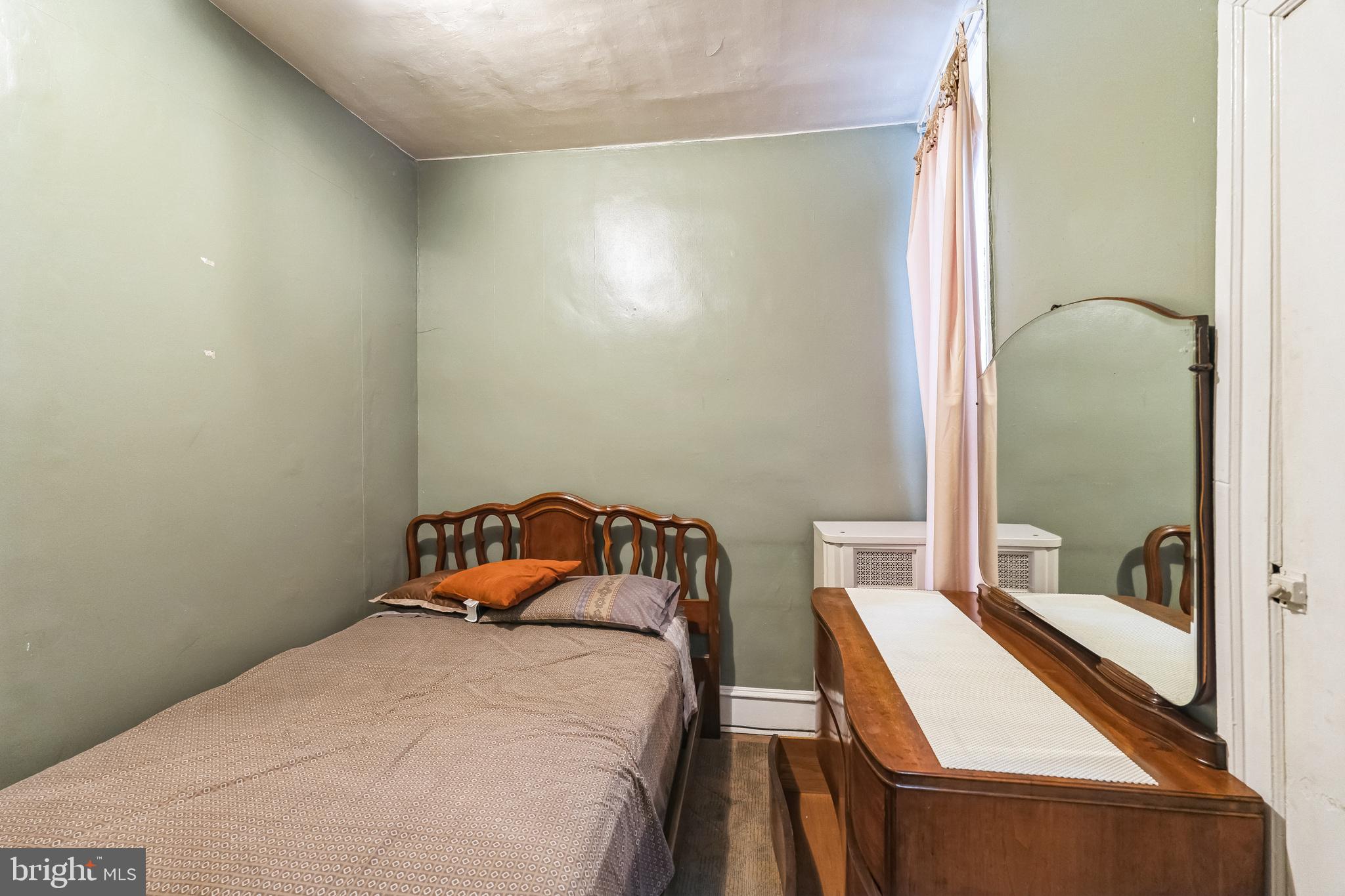 WEST PHILADELPHIA - Residential