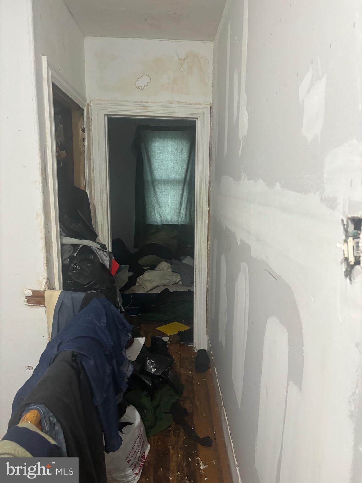 OVERBROOK - Residential